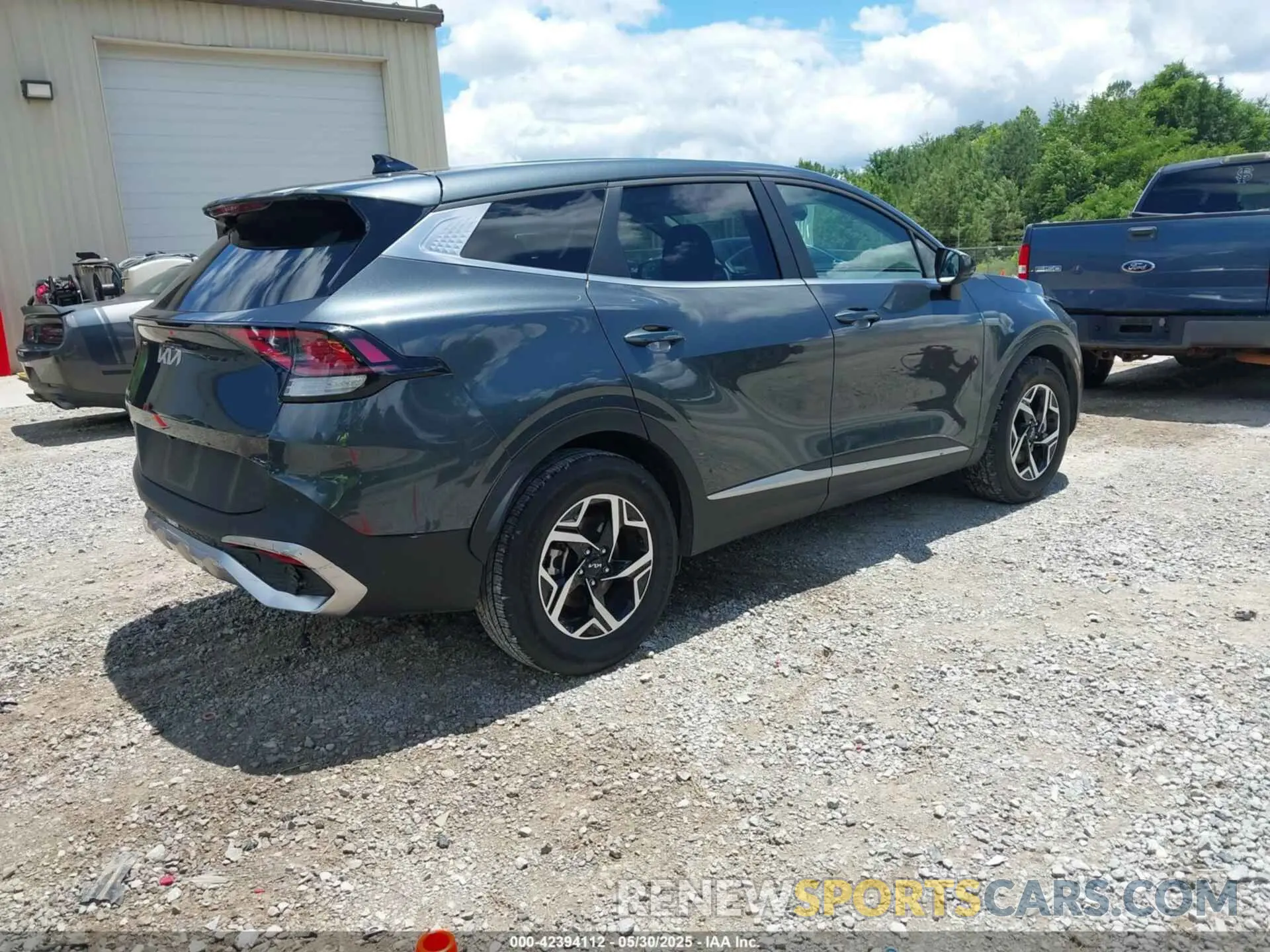 4 Photograph of a damaged car KNDPU3DF0R7296788 KIA SPORTAGE 2024