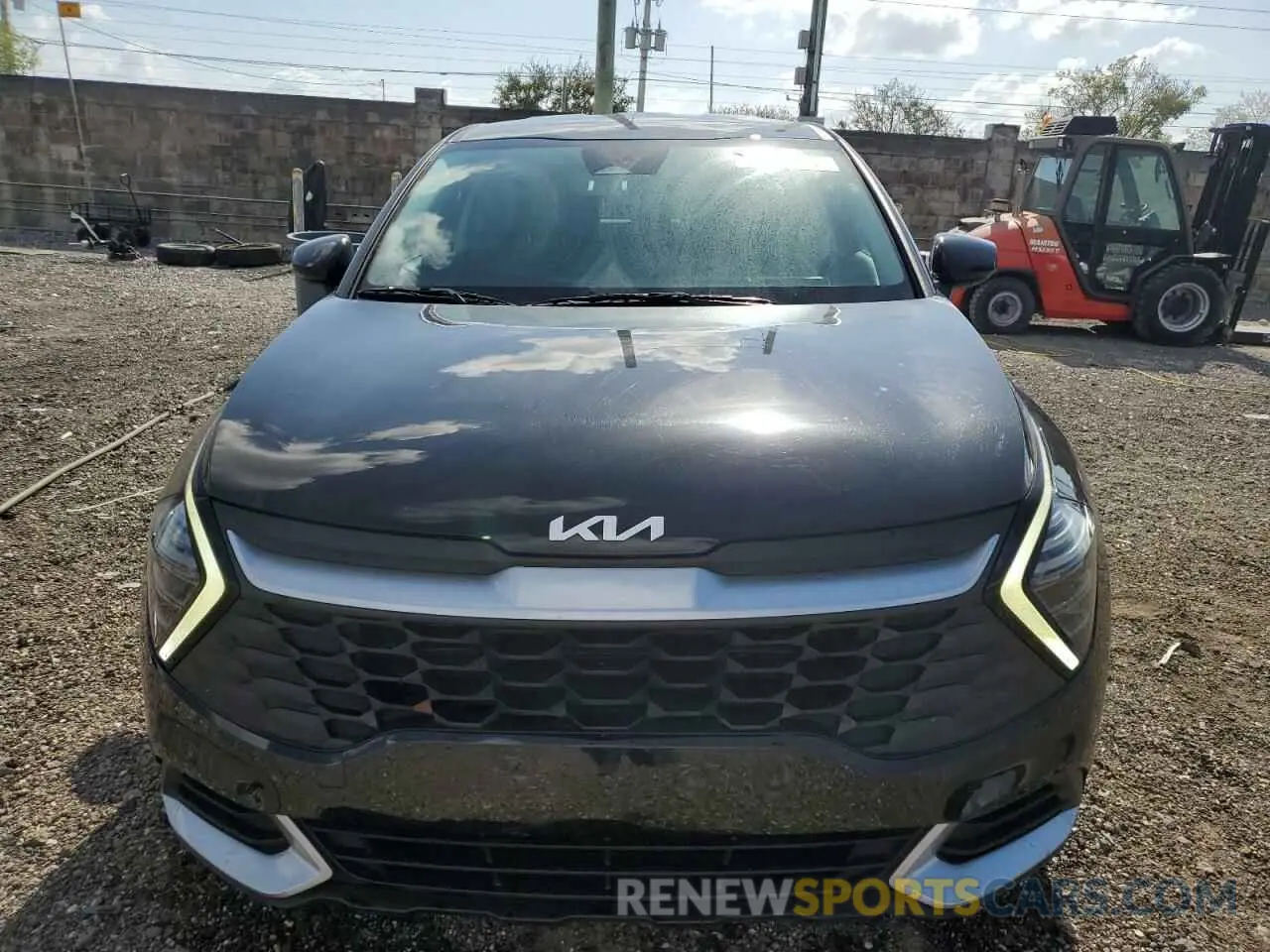 5 Photograph of a damaged car KNDPU3DF2R7257765 KIA SPORTAGE 2024