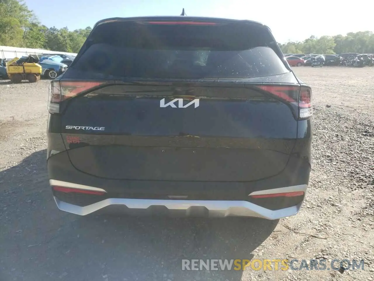 6 Photograph of a damaged car KNDPU3DF2R7285114 KIA SPORTAGE 2024