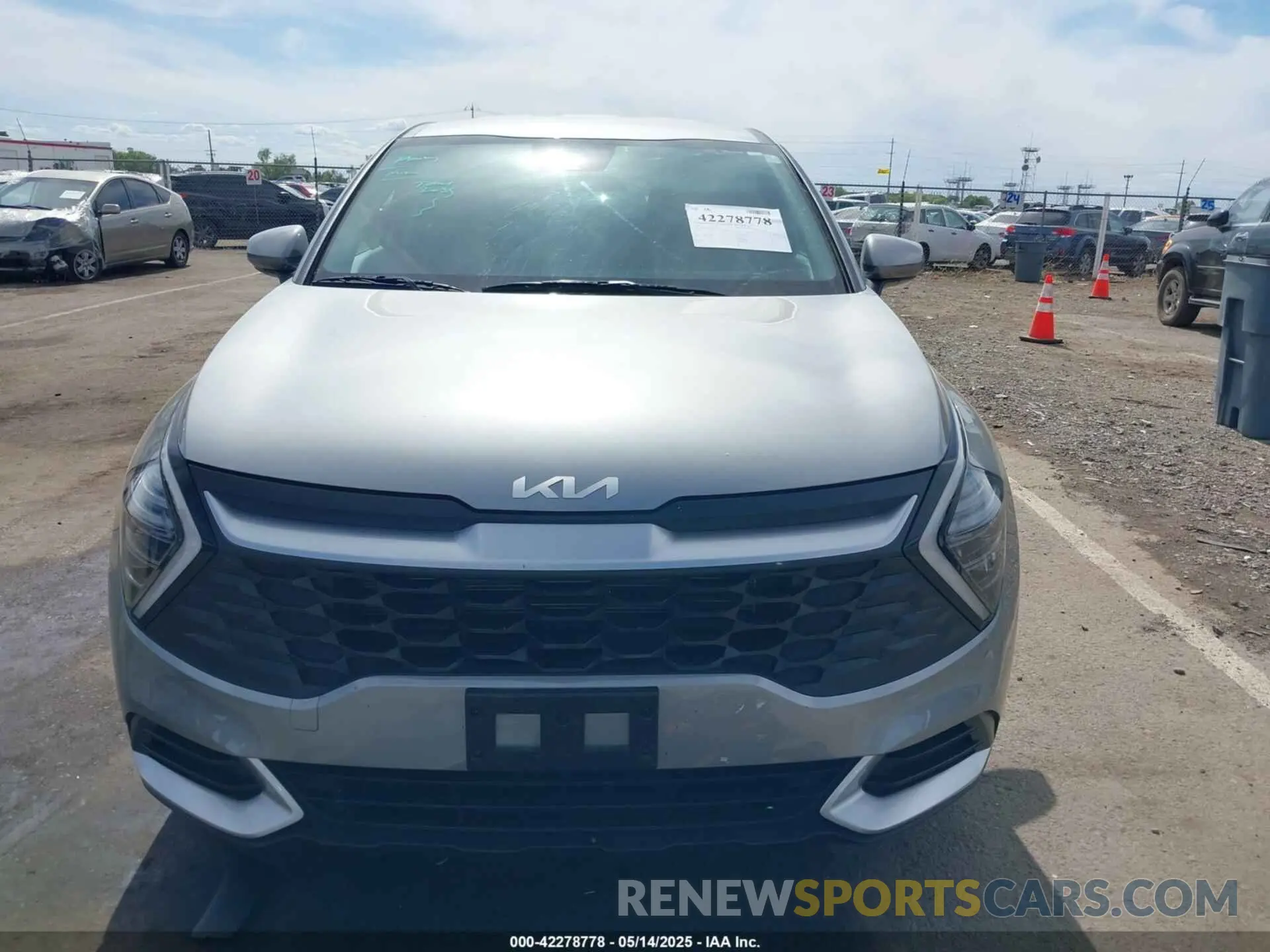 13 Photograph of a damaged car KNDPU3DF2R7316703 KIA SPORTAGE 2024