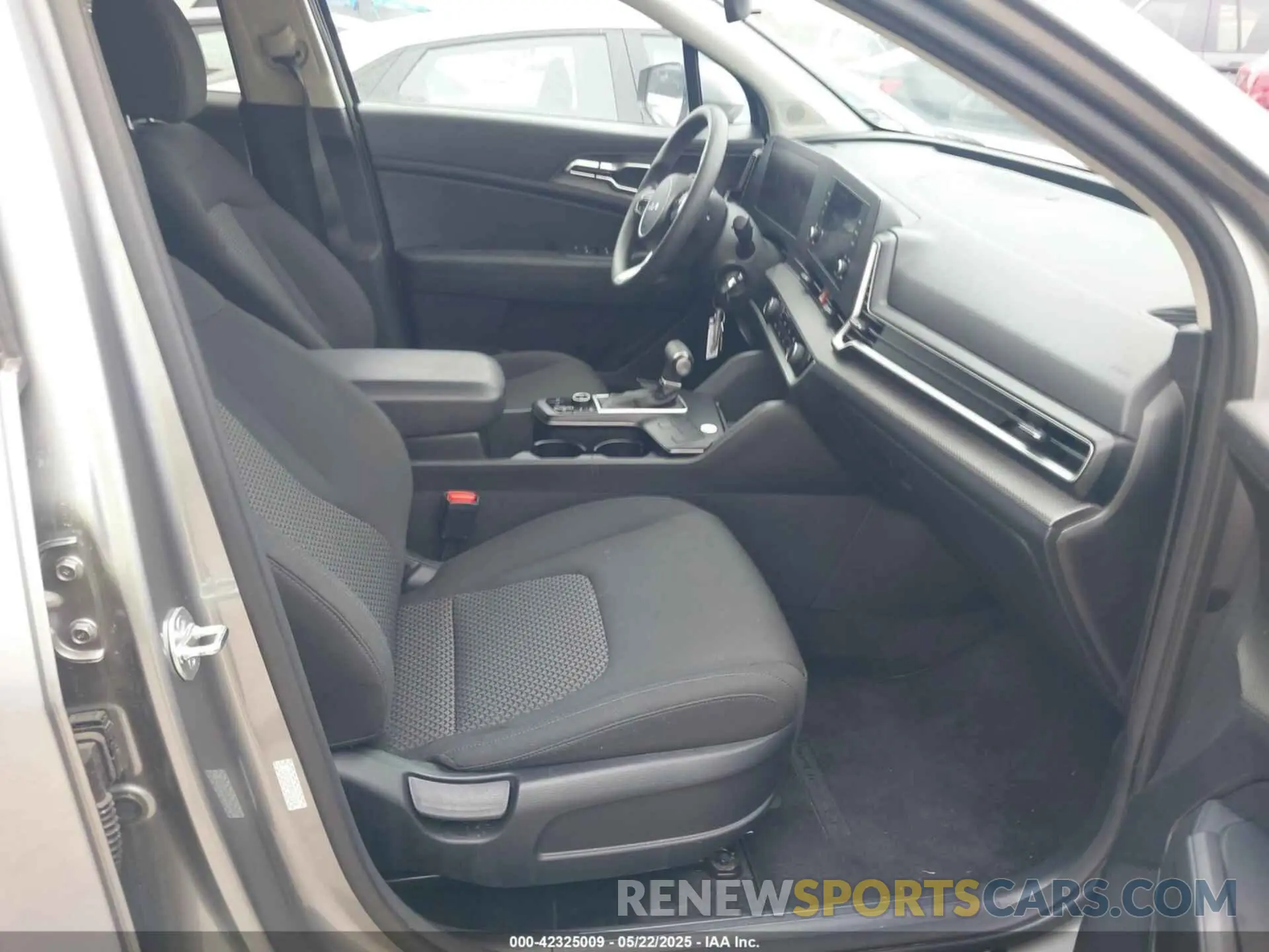 5 Photograph of a damaged car KNDPU3DF4R7234536 KIA SPORTAGE 2024