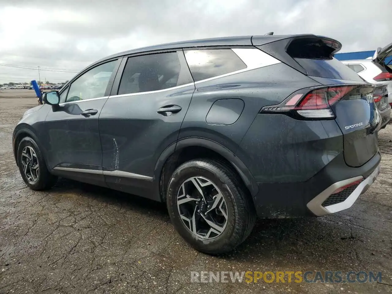 2 Photograph of a damaged car KNDPU3DF4R7283977 KIA SPORTAGE 2024