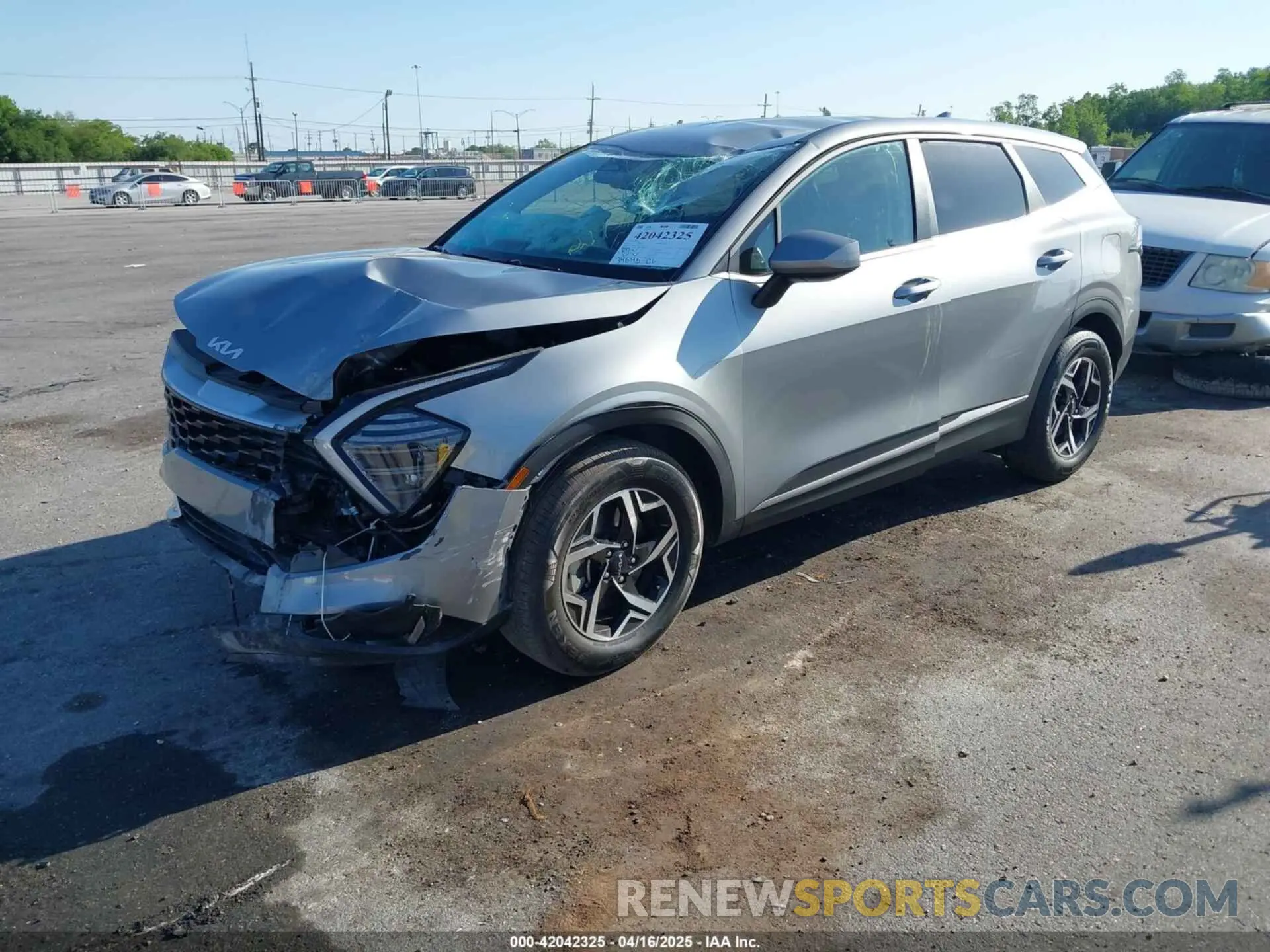 2 Photograph of a damaged car KNDPU3DF5R7219544 KIA SPORTAGE 2024