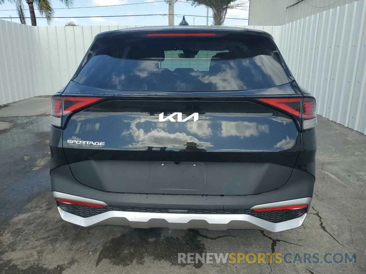 6 Photograph of a damaged car KNDPU3DF5R7291652 KIA SPORTAGE 2024
