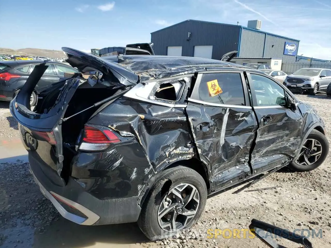 3 Photograph of a damaged car KNDPU3DF7R7254408 KIA SPORTAGE 2024