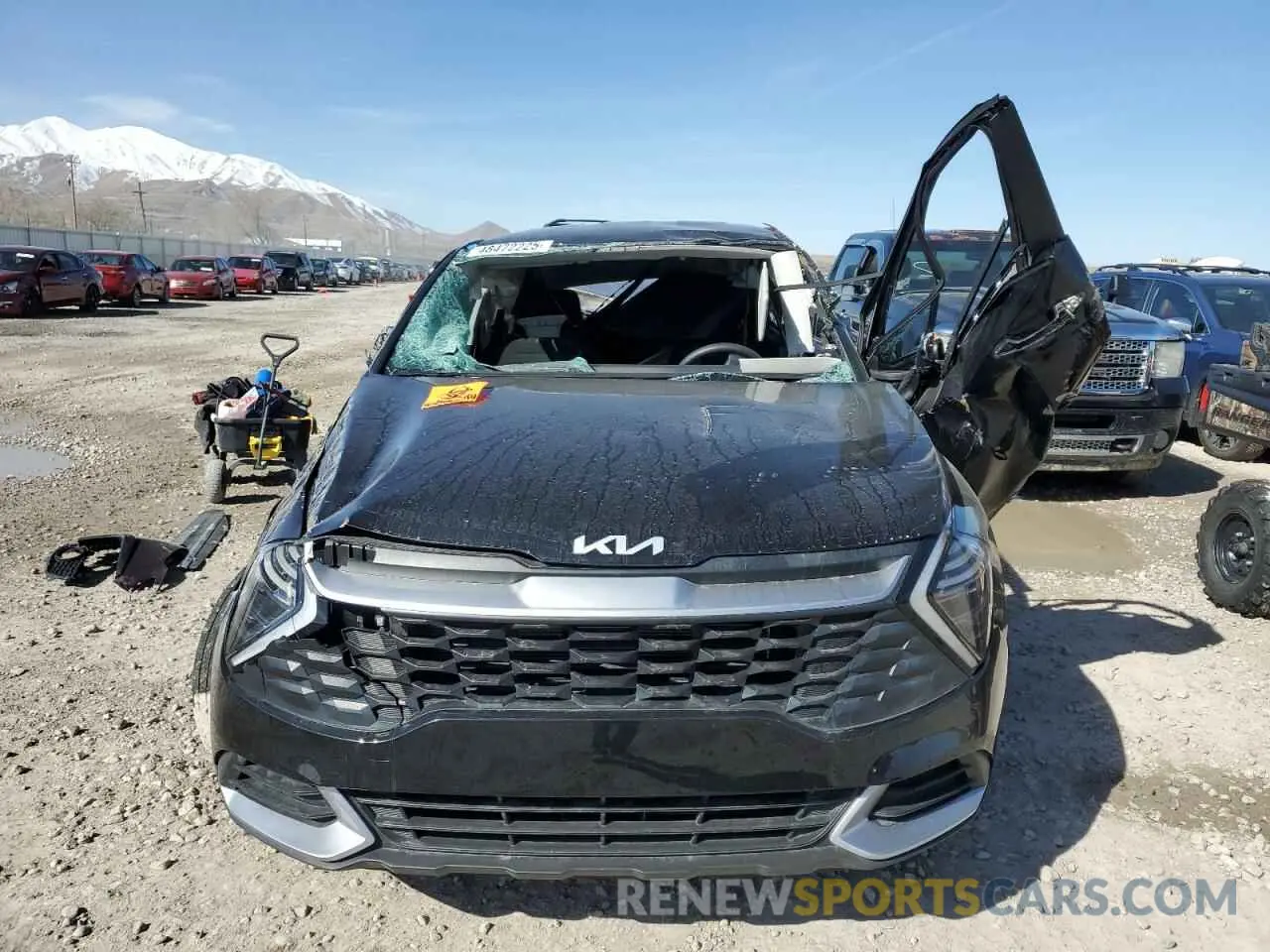 5 Photograph of a damaged car KNDPU3DF7R7254408 KIA SPORTAGE 2024