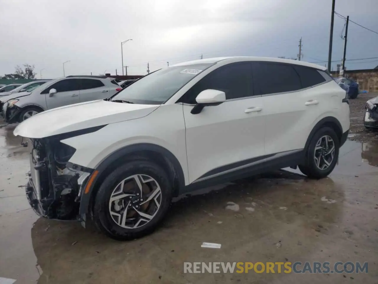 1 Photograph of a damaged car KNDPU3DF7R7267319 KIA SPORTAGE 2024