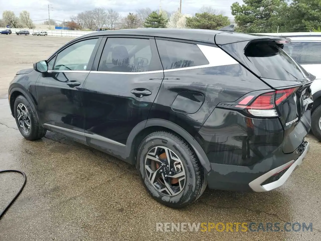 2 Photograph of a damaged car KNDPU3DF8R7269709 KIA SPORTAGE 2024