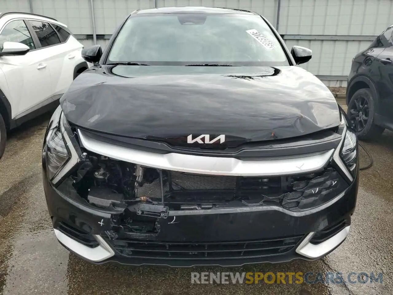 5 Photograph of a damaged car KNDPU3DF8R7269709 KIA SPORTAGE 2024