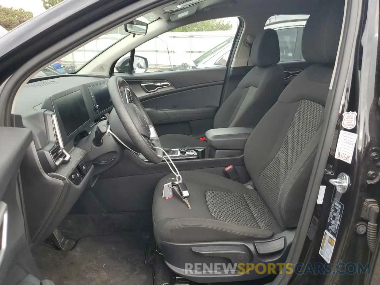 7 Photograph of a damaged car KNDPU3DF8R7269709 KIA SPORTAGE 2024