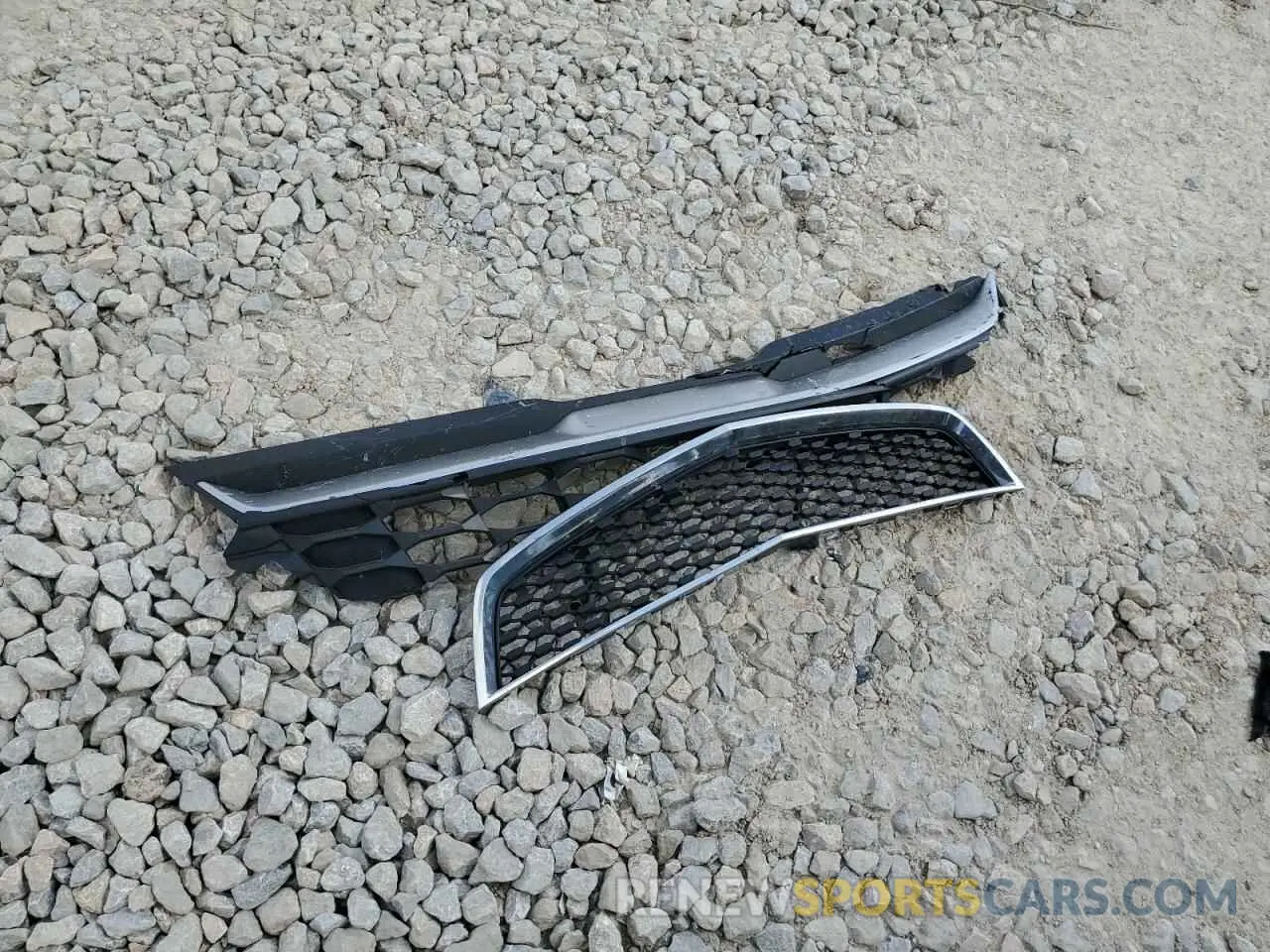 13 Photograph of a damaged car KNDPU3DFXR7234542 KIA SPORTAGE 2024
