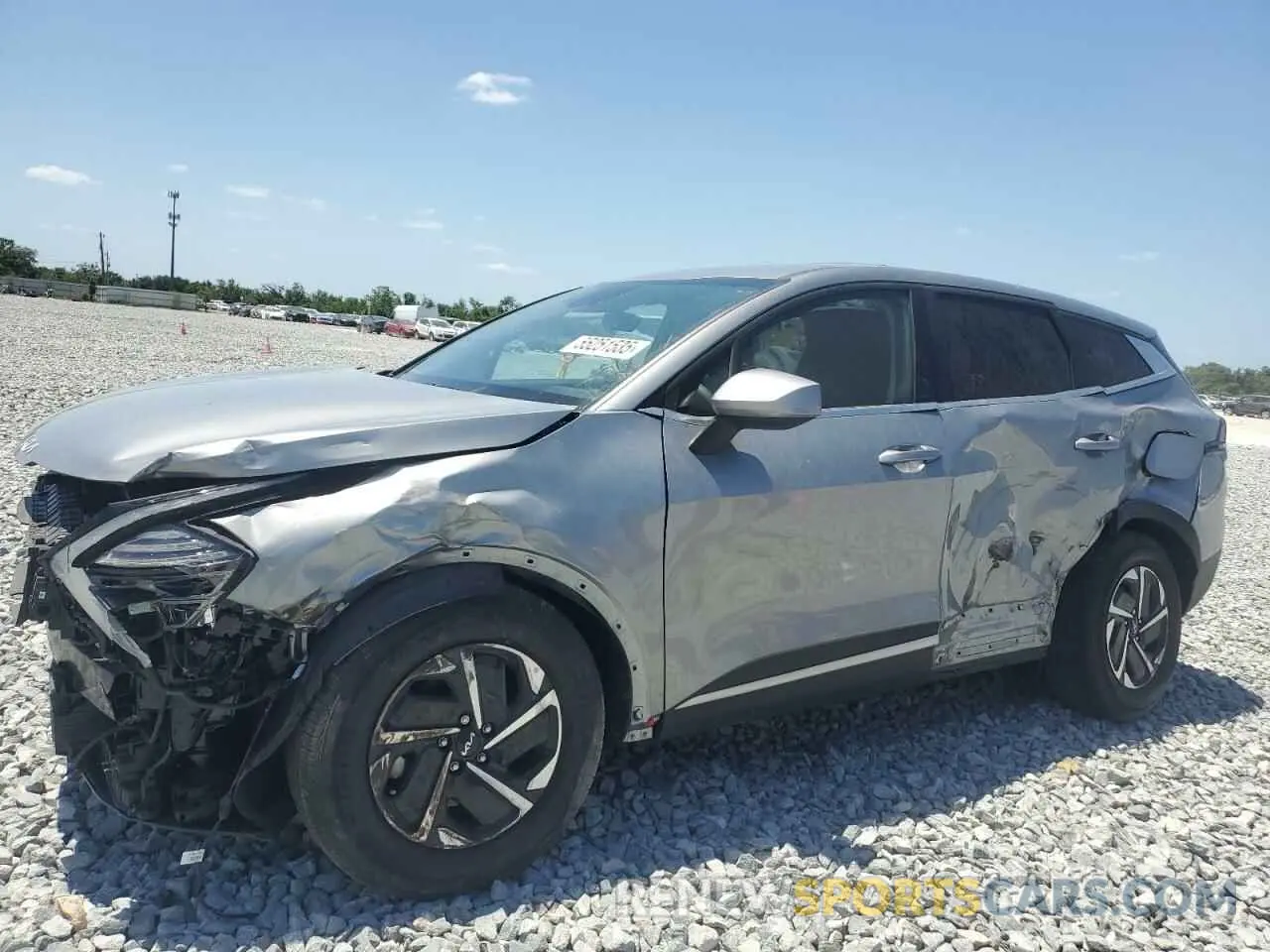 1 Photograph of a damaged car KNDPU3DG3R7140124 KIA SPORTAGE 2024