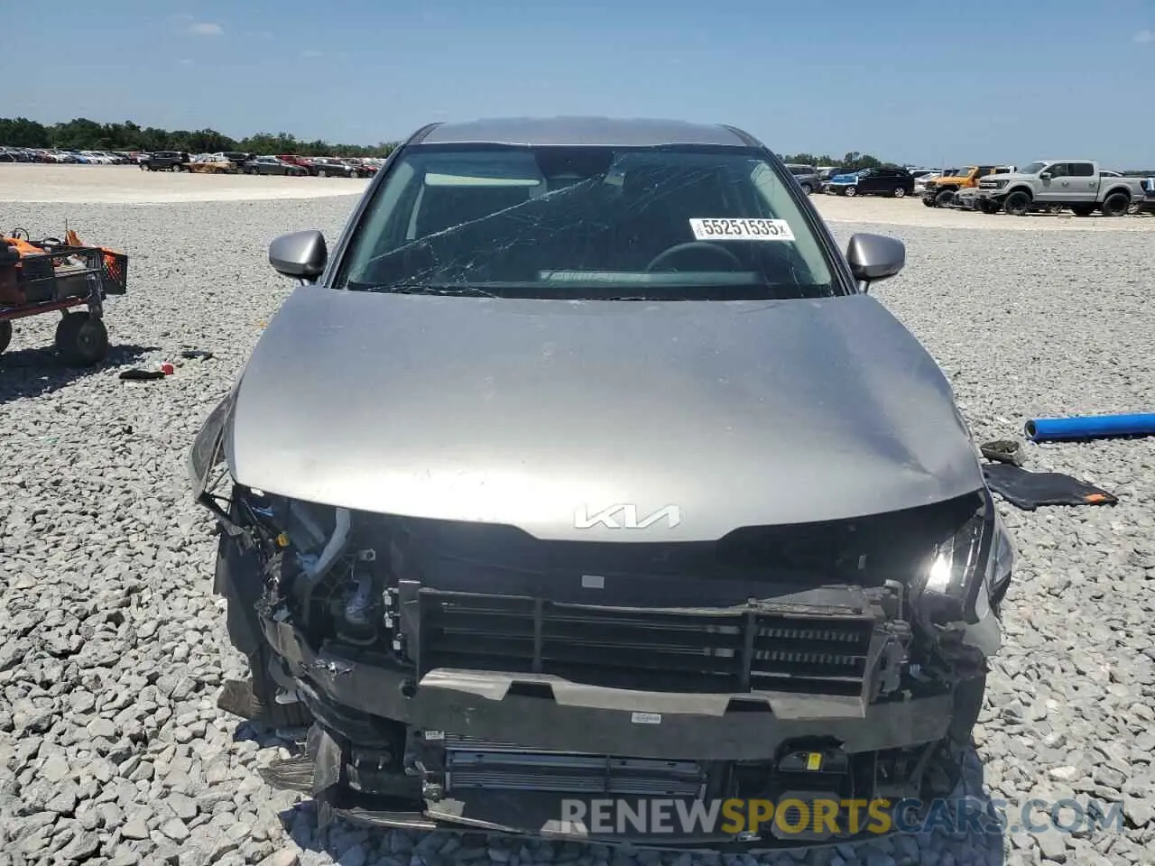 5 Photograph of a damaged car KNDPU3DG3R7140124 KIA SPORTAGE 2024