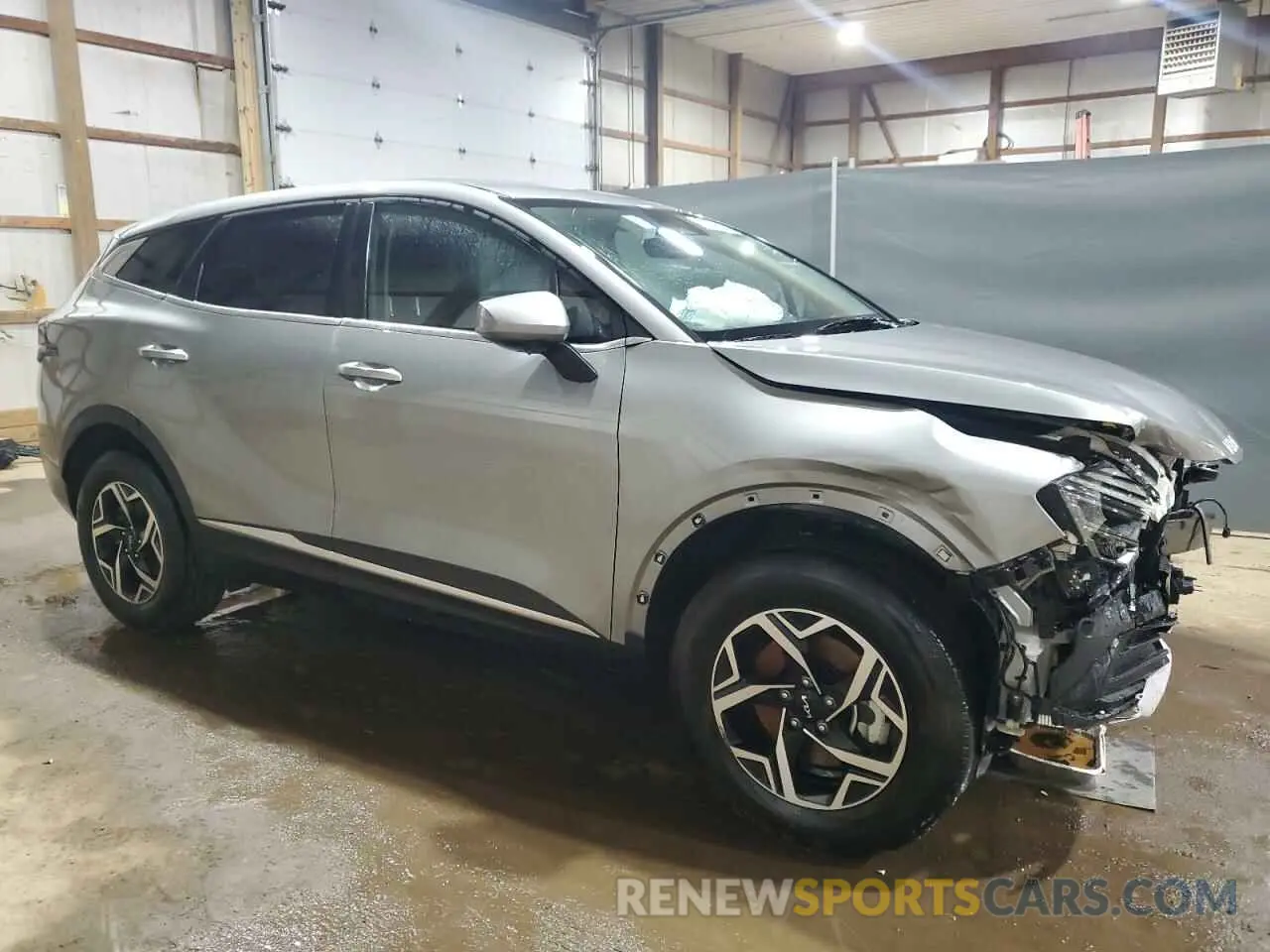 4 Photograph of a damaged car KNDPUCDF1R7296248 KIA SPORTAGE 2024
