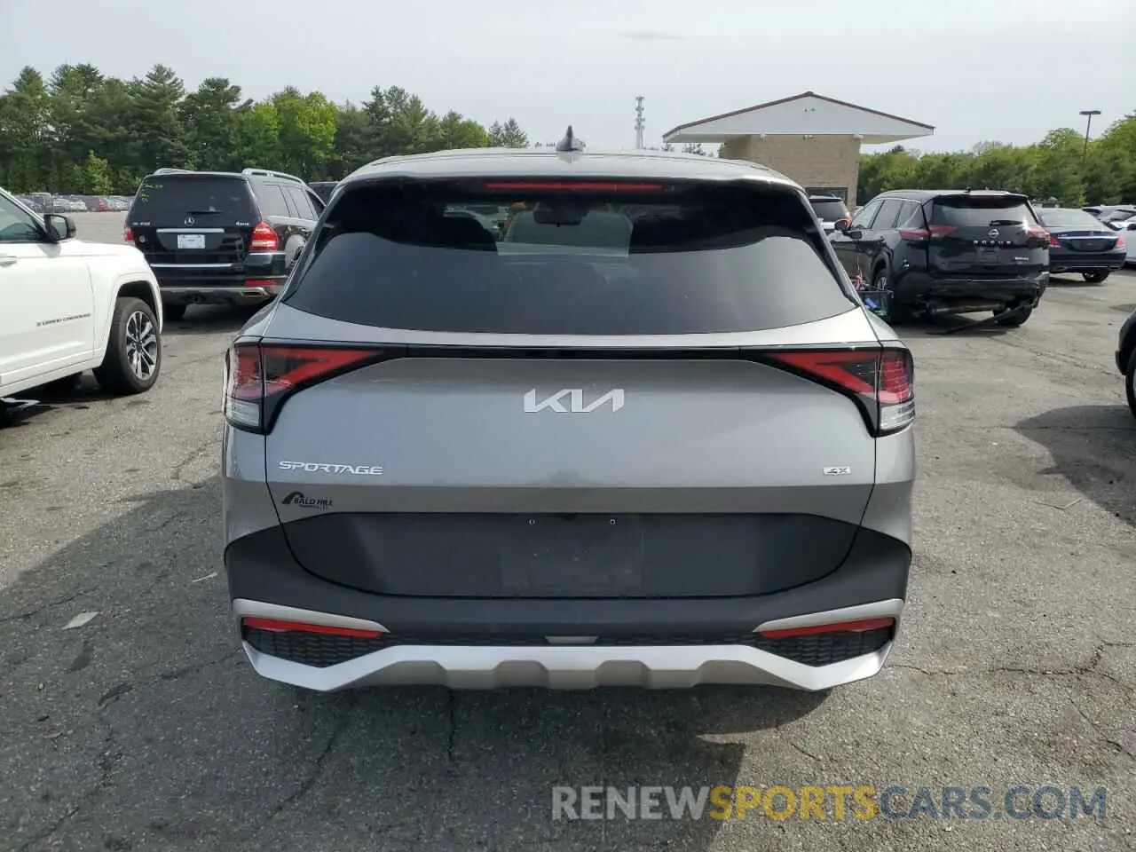 6 Photograph of a damaged car KNDPUCDF2R7217086 KIA SPORTAGE 2024