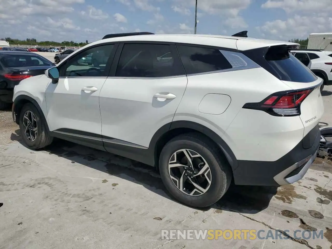 2 Photograph of a damaged car KNDPUCDF2R7309671 KIA SPORTAGE 2024