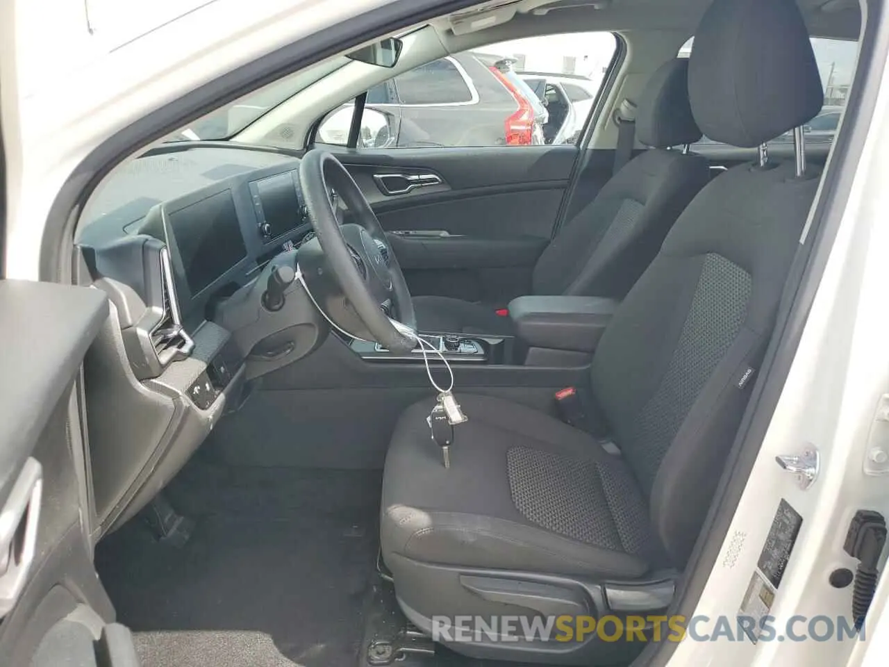 7 Photograph of a damaged car KNDPUCDF2R7309671 KIA SPORTAGE 2024