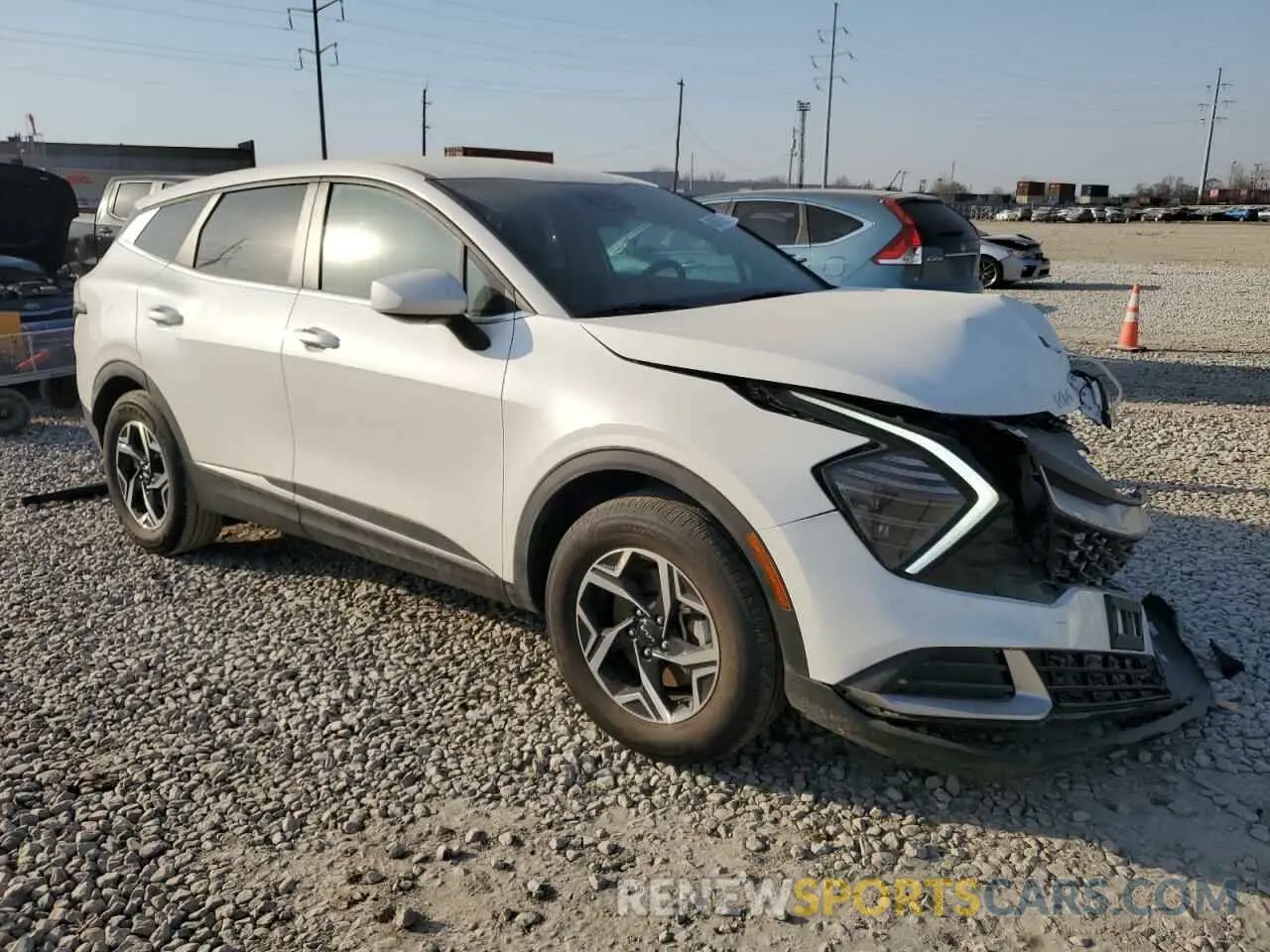 4 Photograph of a damaged car KNDPUCDF3R7237721 KIA SPORTAGE 2024