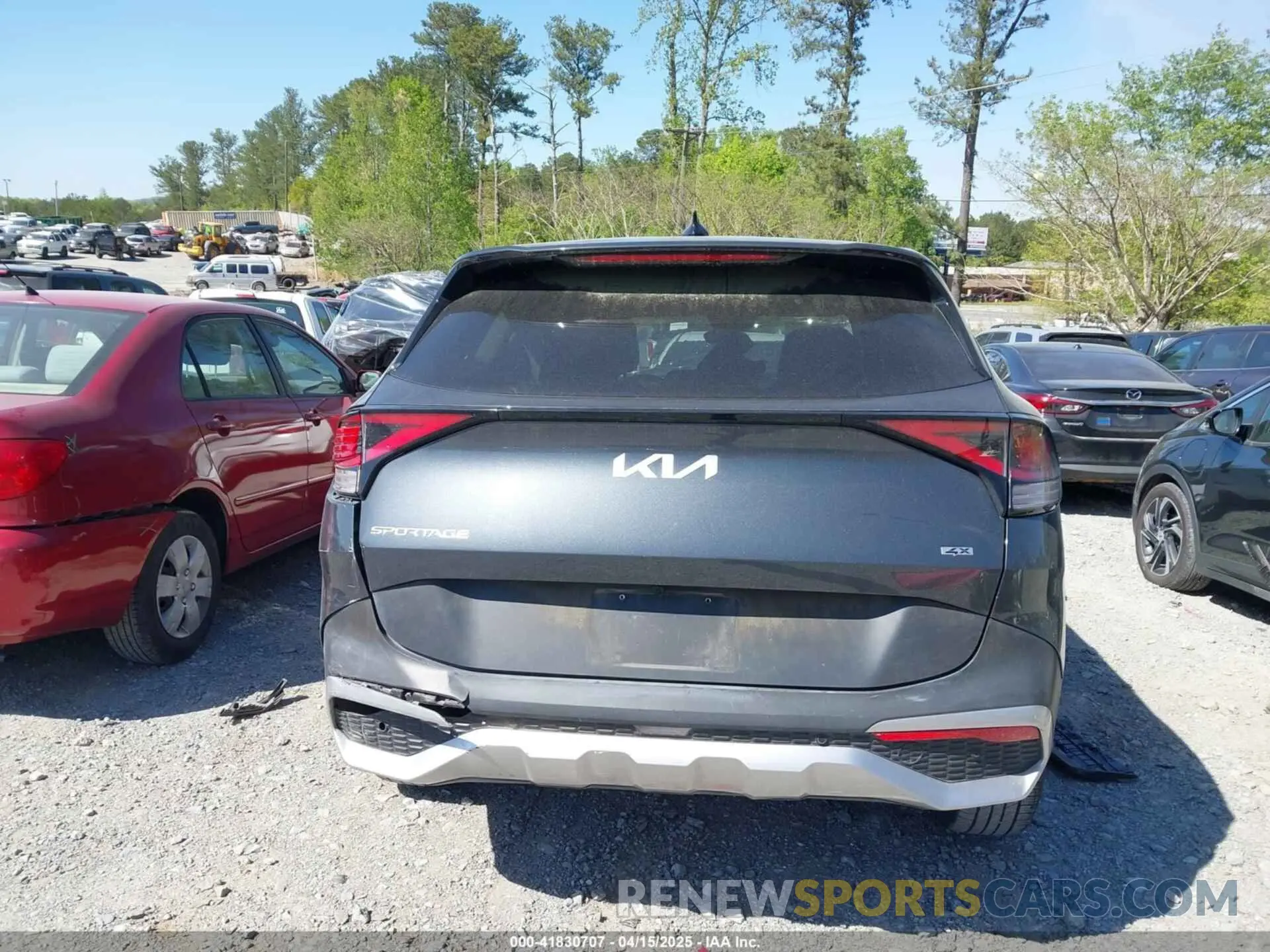 16 Photograph of a damaged car KNDPUCDF3R7265518 KIA SPORTAGE 2024
