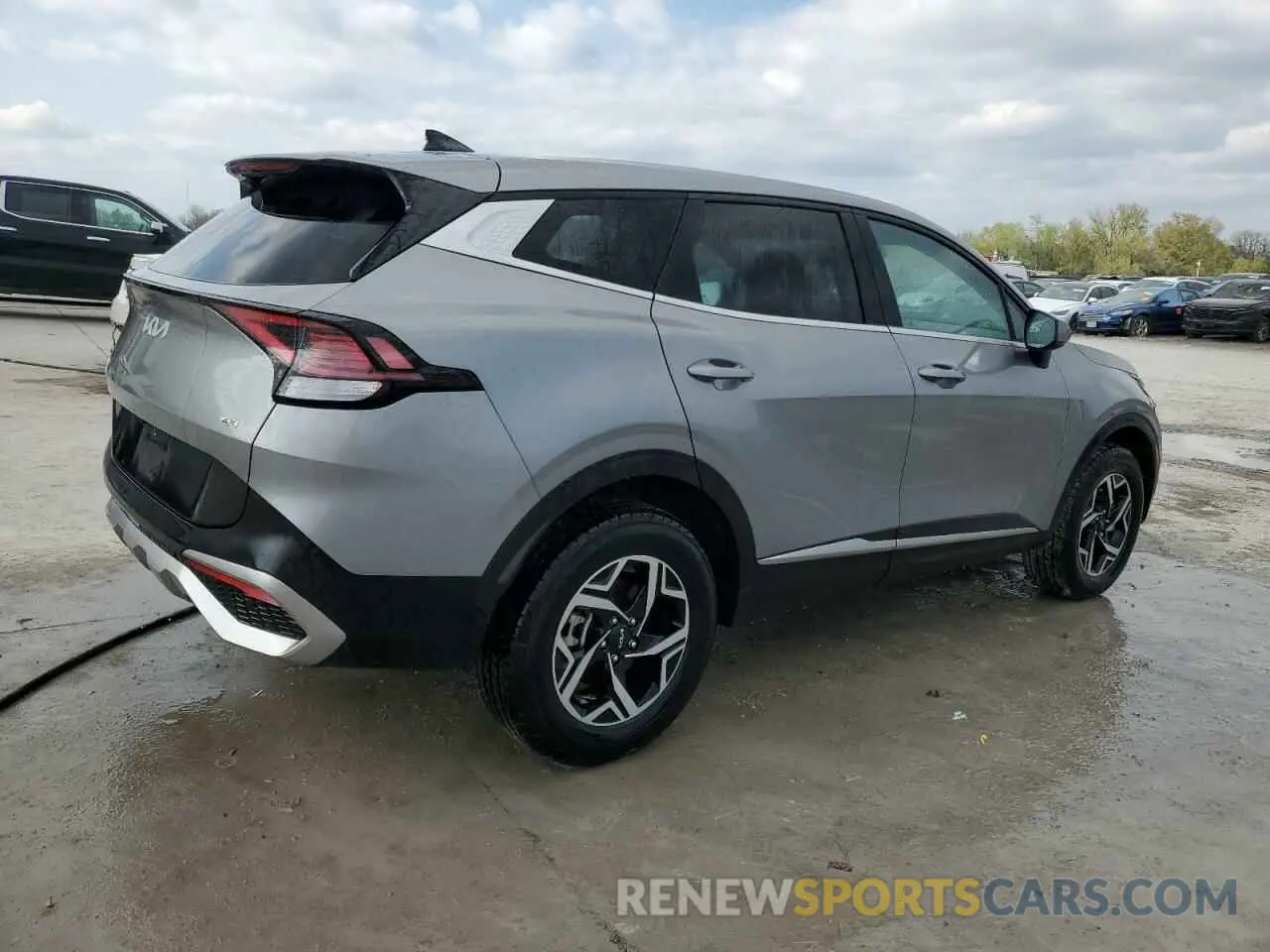 3 Photograph of a damaged car KNDPUCDF4R7260067 KIA SPORTAGE 2024