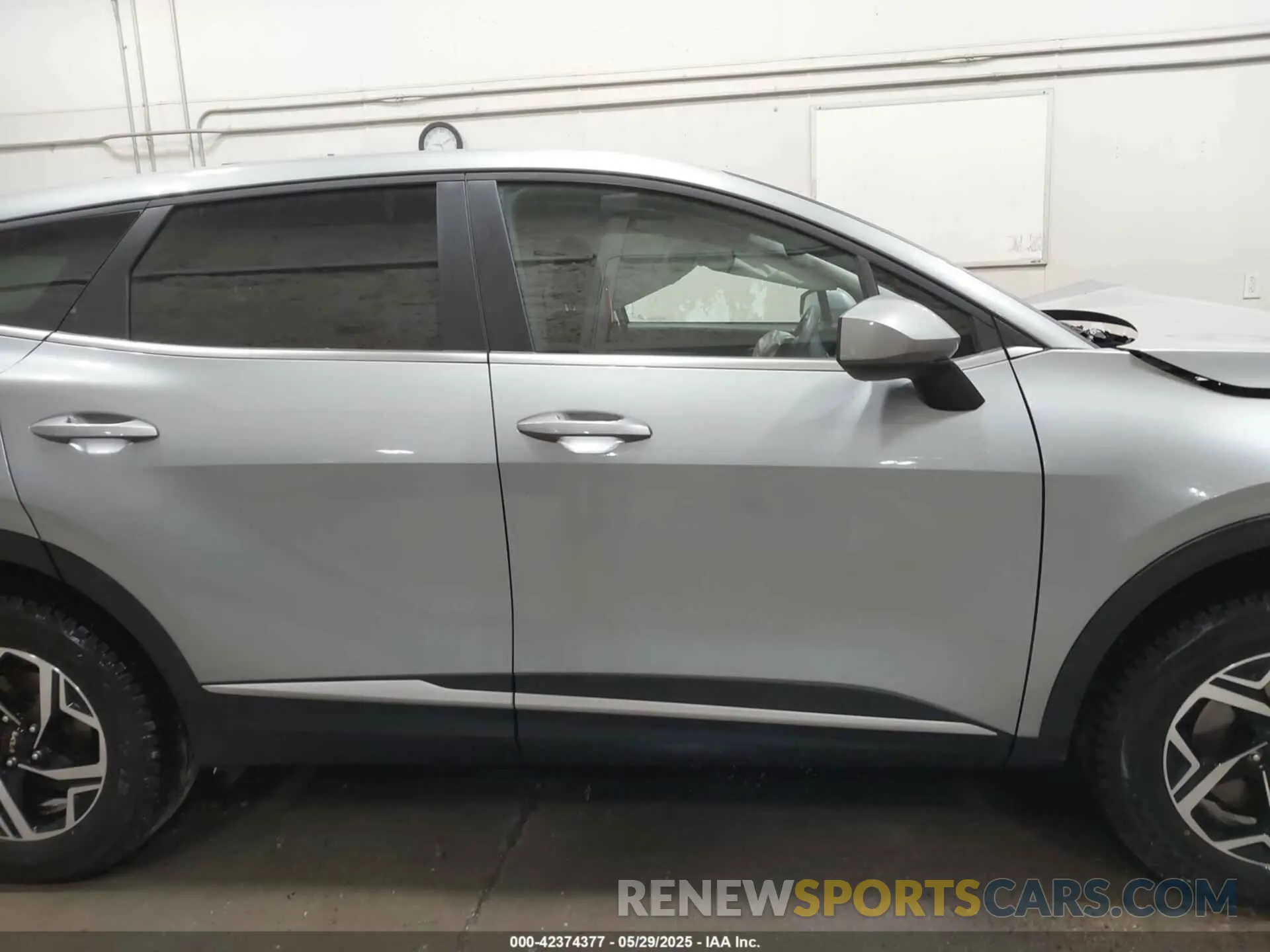 13 Photograph of a damaged car KNDPUCDF6R7283348 KIA SPORTAGE 2024