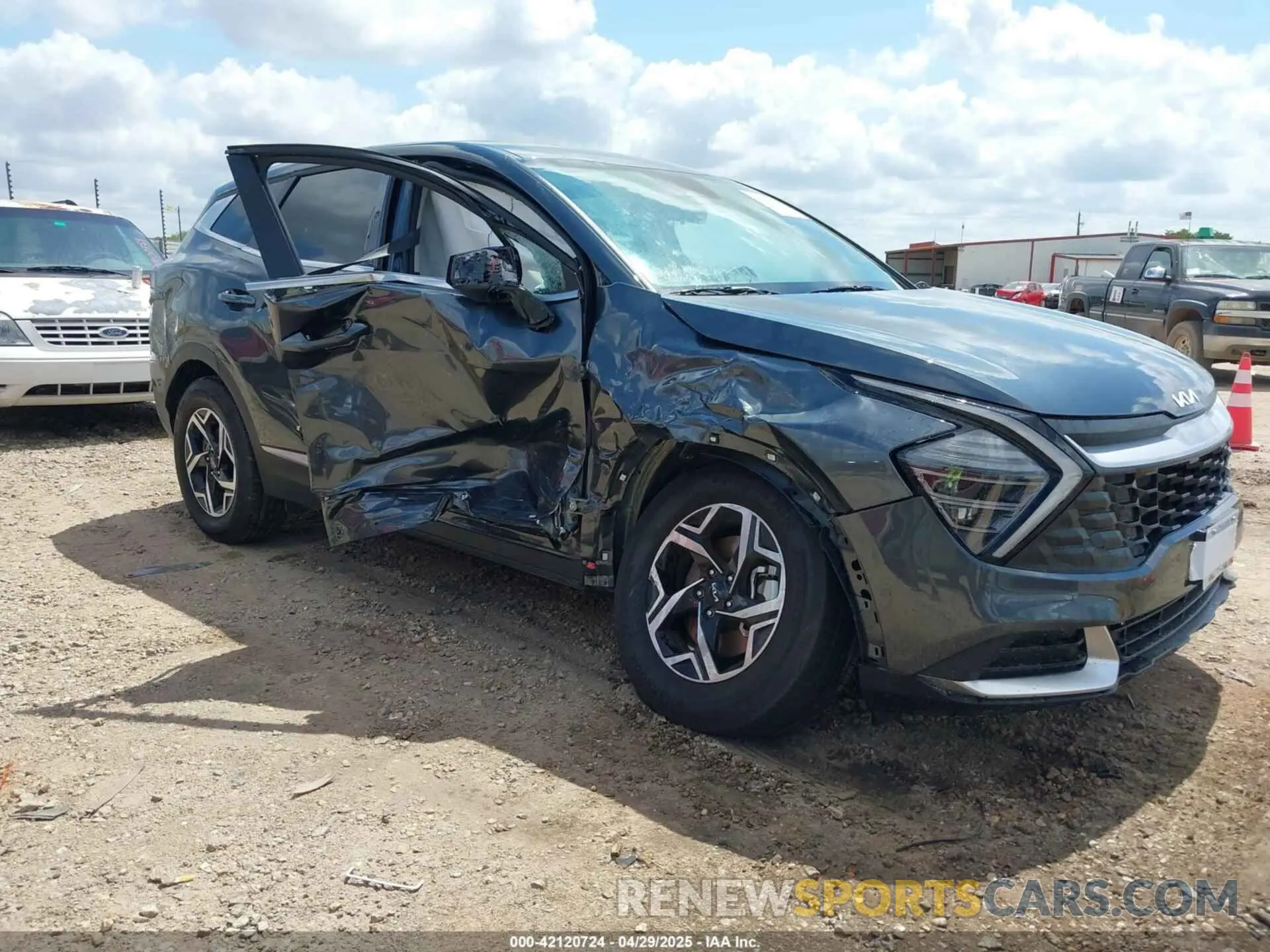 1 Photograph of a damaged car KNDPUCDF6R7283396 KIA SPORTAGE 2024