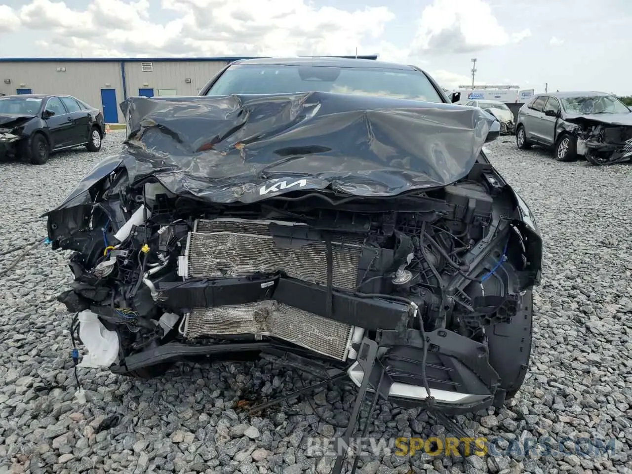 5 Photograph of a damaged car KNDPUCDF7R7237401 KIA SPORTAGE 2024