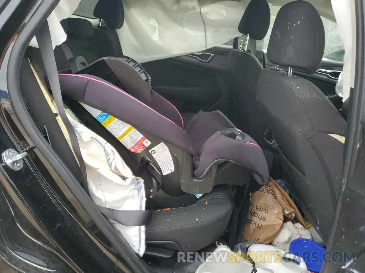 11 Photograph of a damaged car KNDPUCDF9R7277978 KIA SPORTAGE 2024