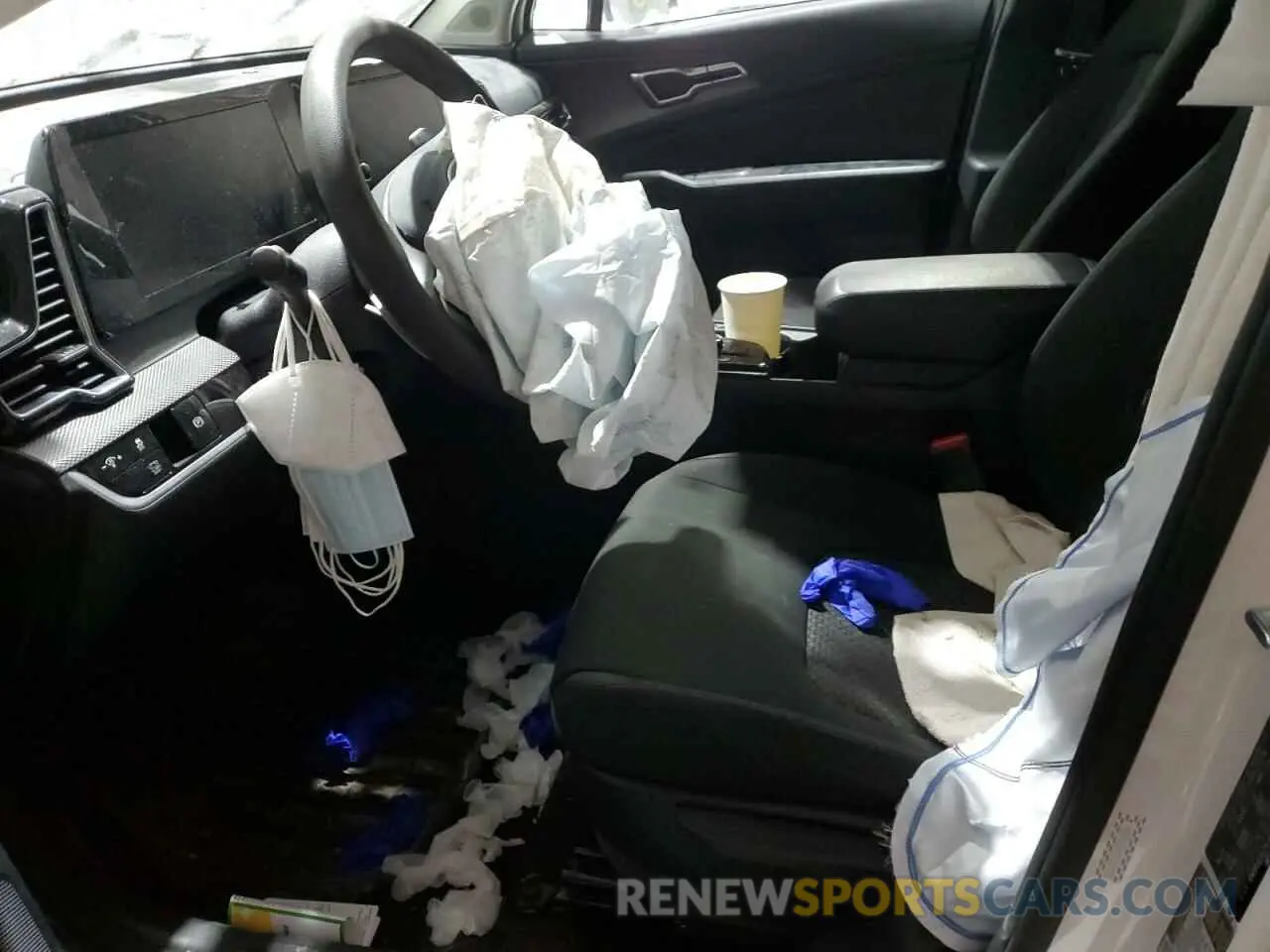 7 Photograph of a damaged car KNDPUCDG7R7165432 KIA SPORTAGE 2024