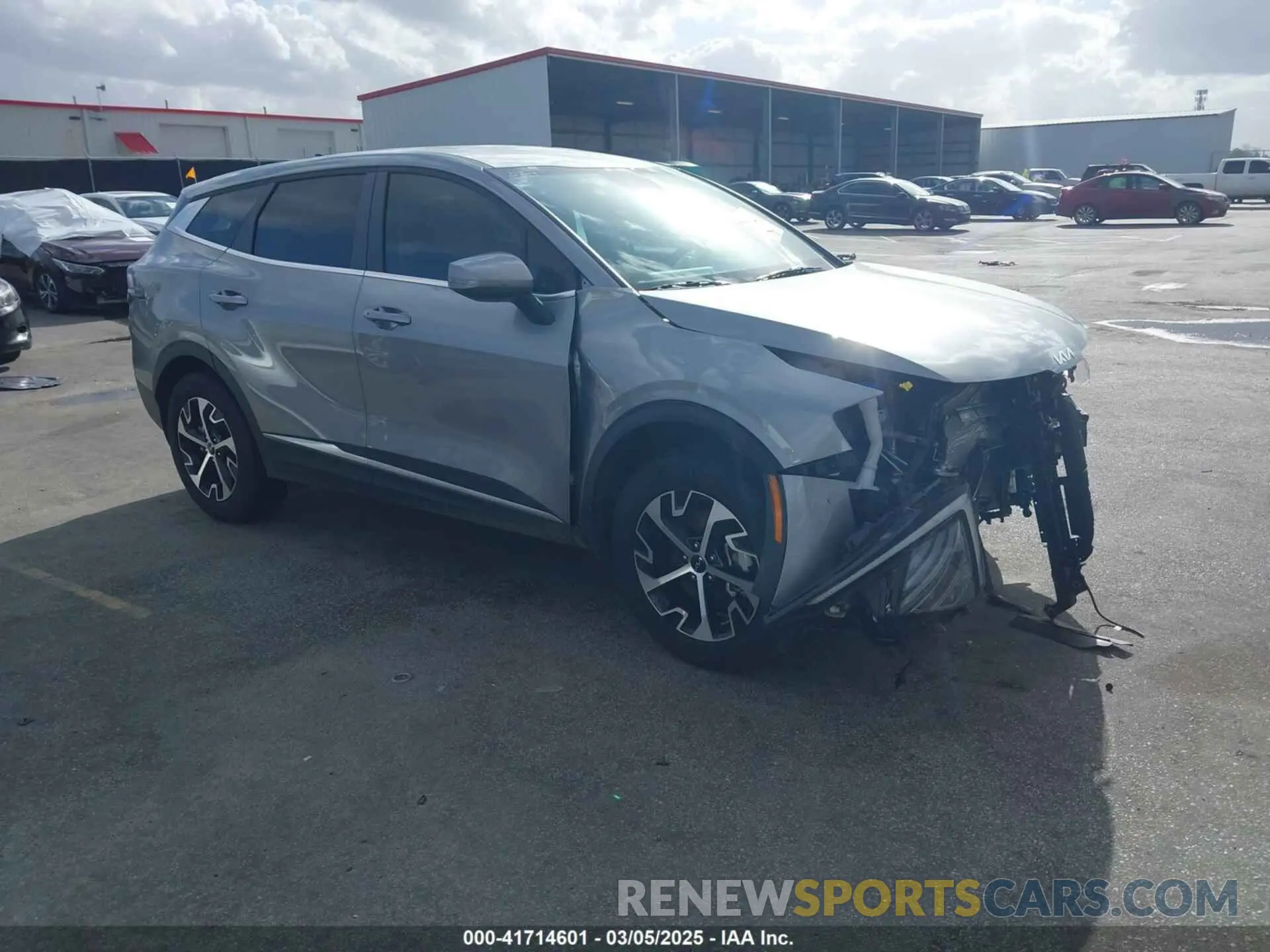 1 Photograph of a damaged car KNDPV3DF4R7269400 KIA SPORTAGE 2024
