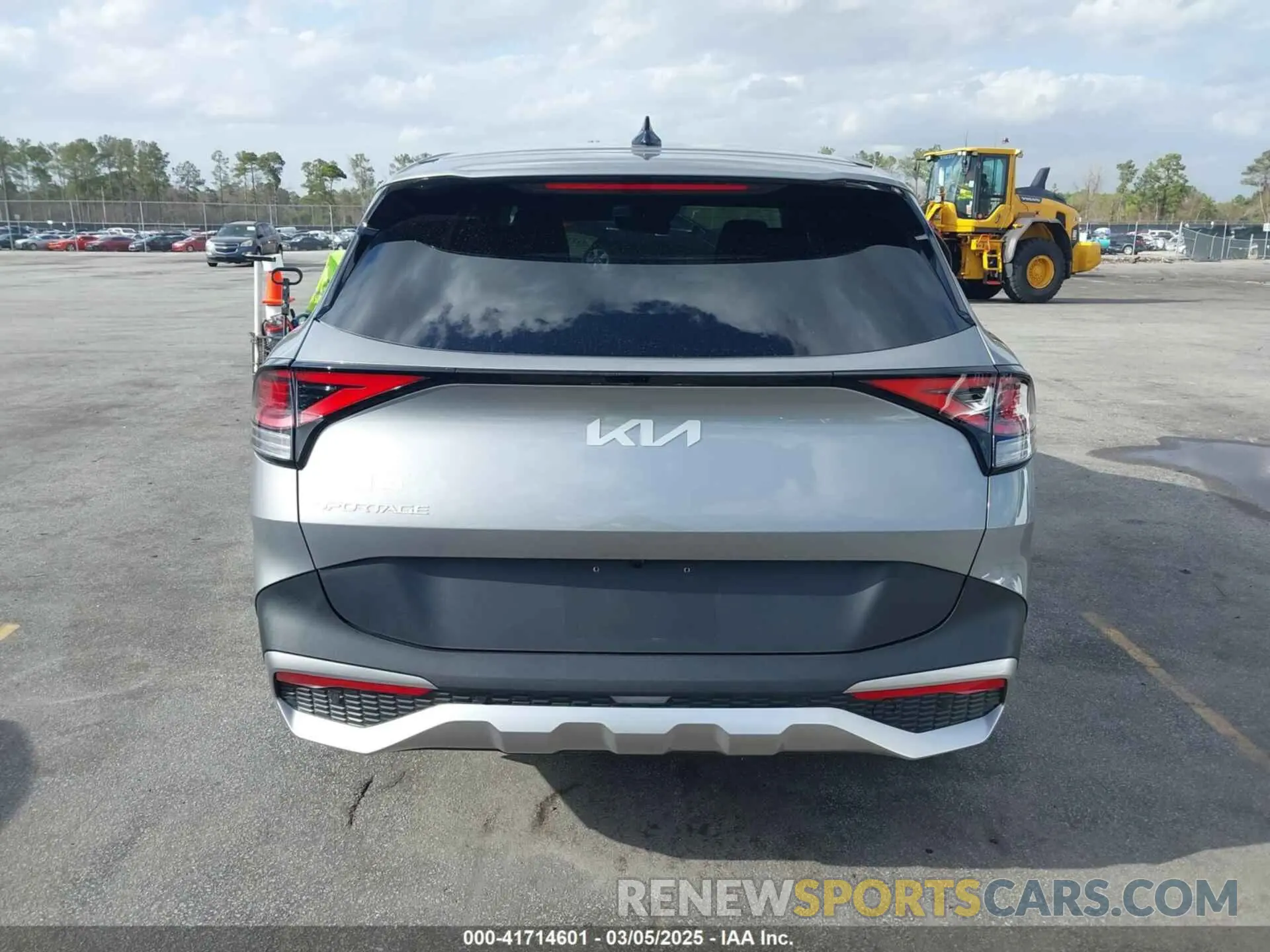 16 Photograph of a damaged car KNDPV3DF4R7269400 KIA SPORTAGE 2024