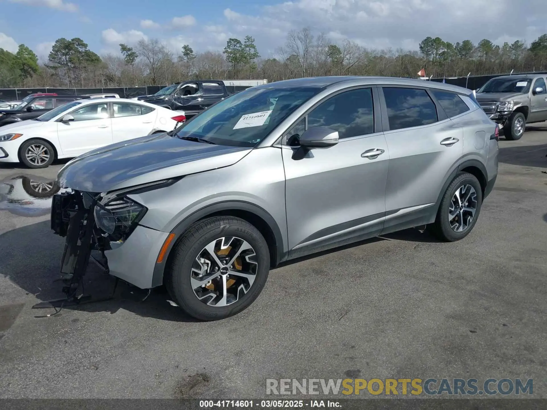 2 Photograph of a damaged car KNDPV3DF4R7269400 KIA SPORTAGE 2024