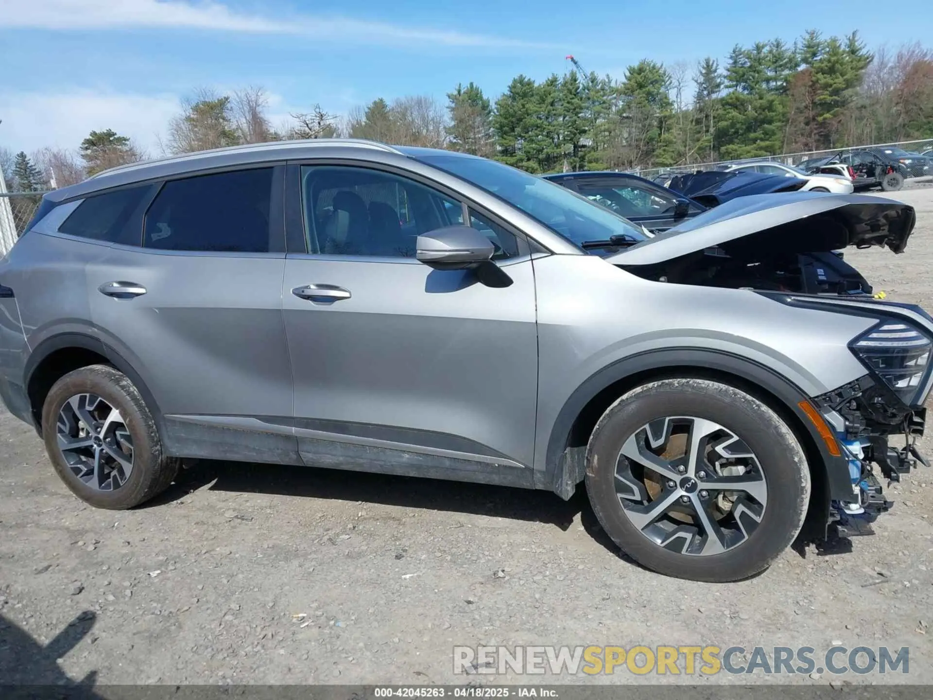12 Photograph of a damaged car KNDPVCDF8R7277239 KIA SPORTAGE 2024