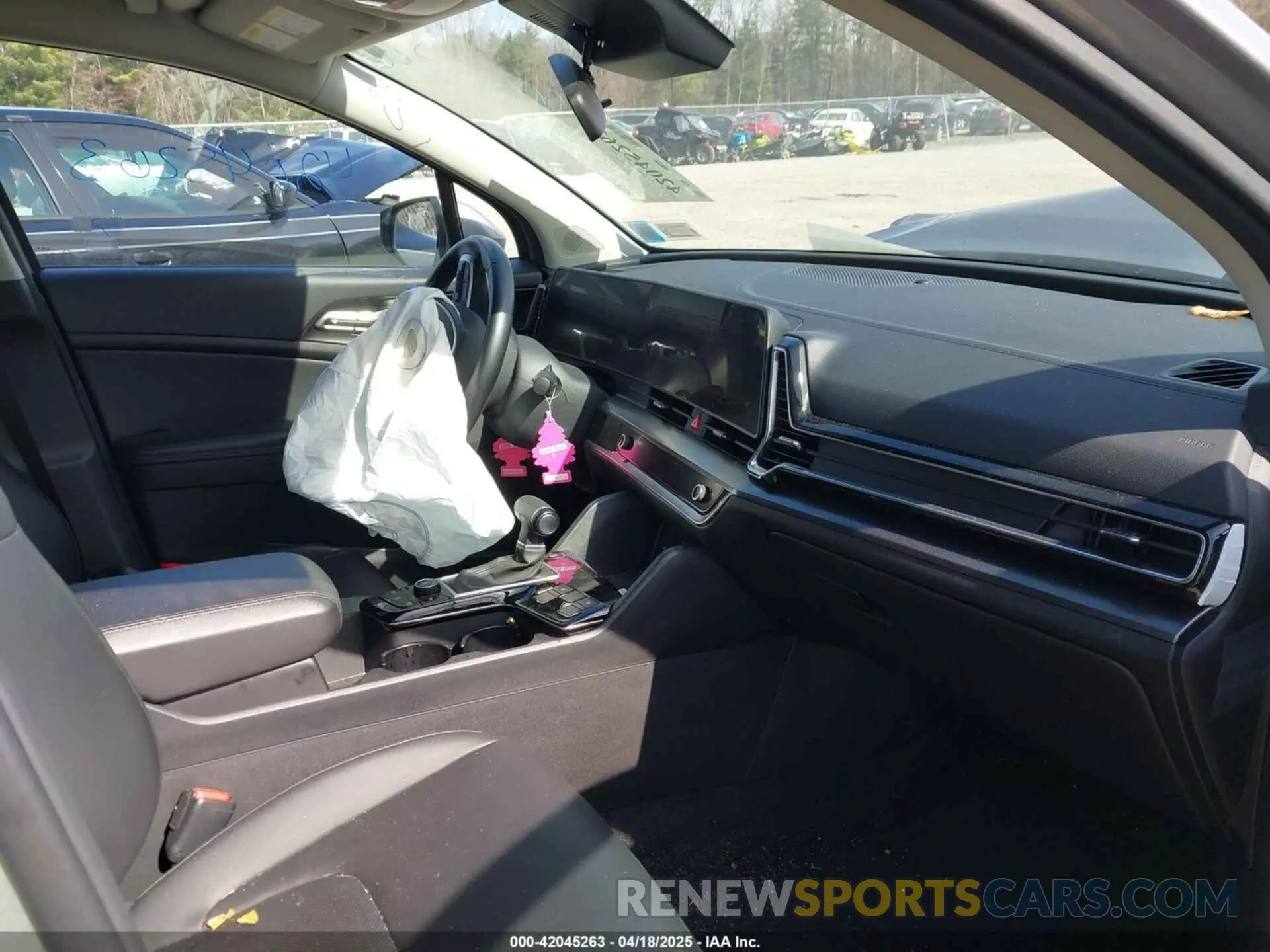 5 Photograph of a damaged car KNDPVCDF8R7277239 KIA SPORTAGE 2024