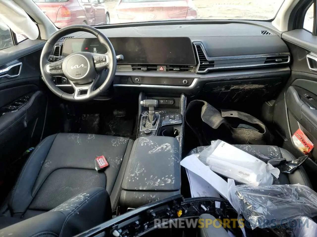 8 Photograph of a damaged car KNDPVCDF9R7286001 KIA SPORTAGE 2024
