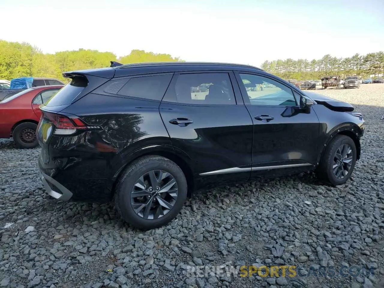 3 Photograph of a damaged car KNDPXCDGXR7132125 KIA SPORTAGE 2024