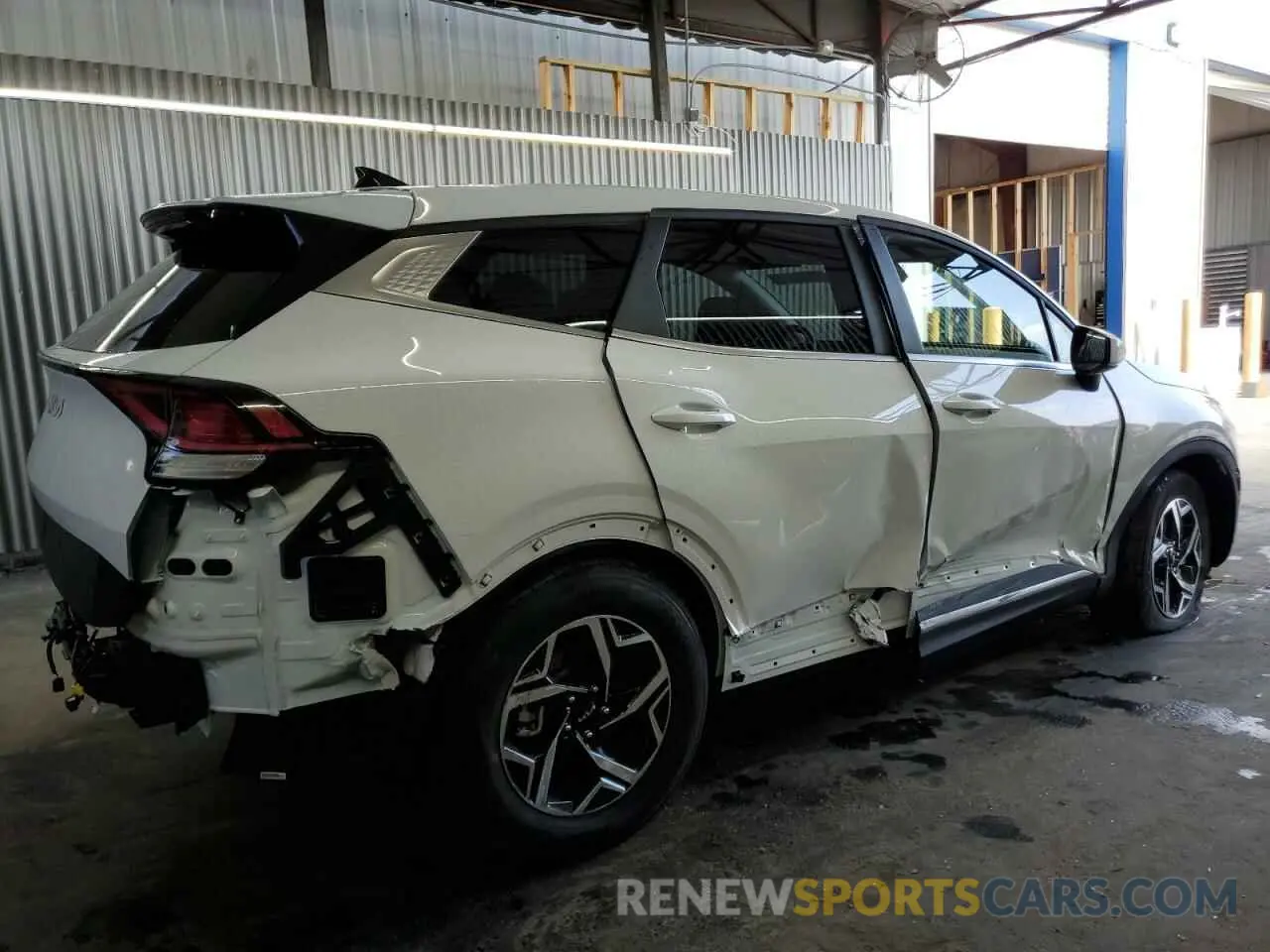 3 Photograph of a damaged car 5XYK23DF9SG309871 KIA SPORTAGE 2025
