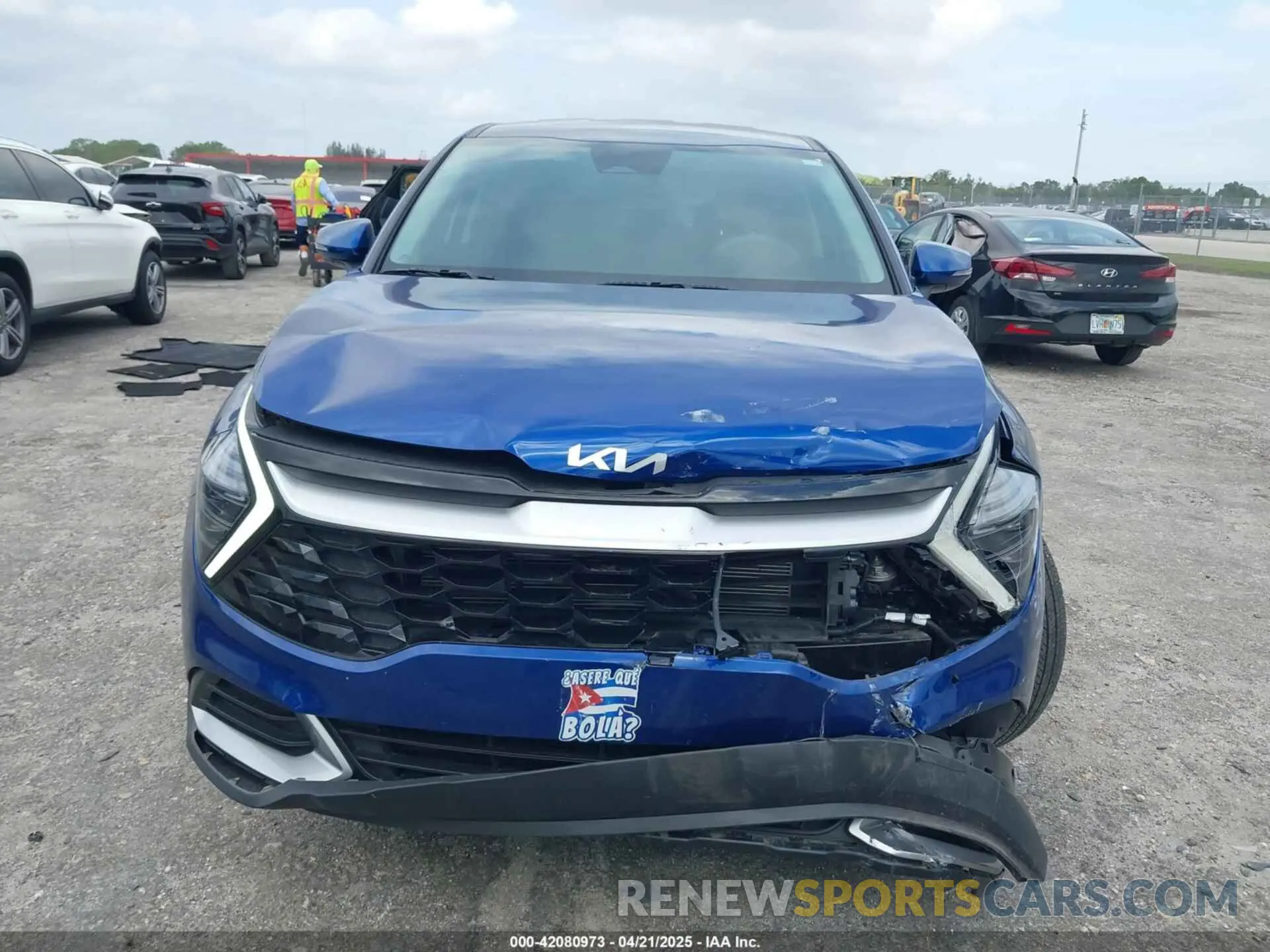 12 Photograph of a damaged car 5XYK33DF1SG231082 KIA SPORTAGE 2025