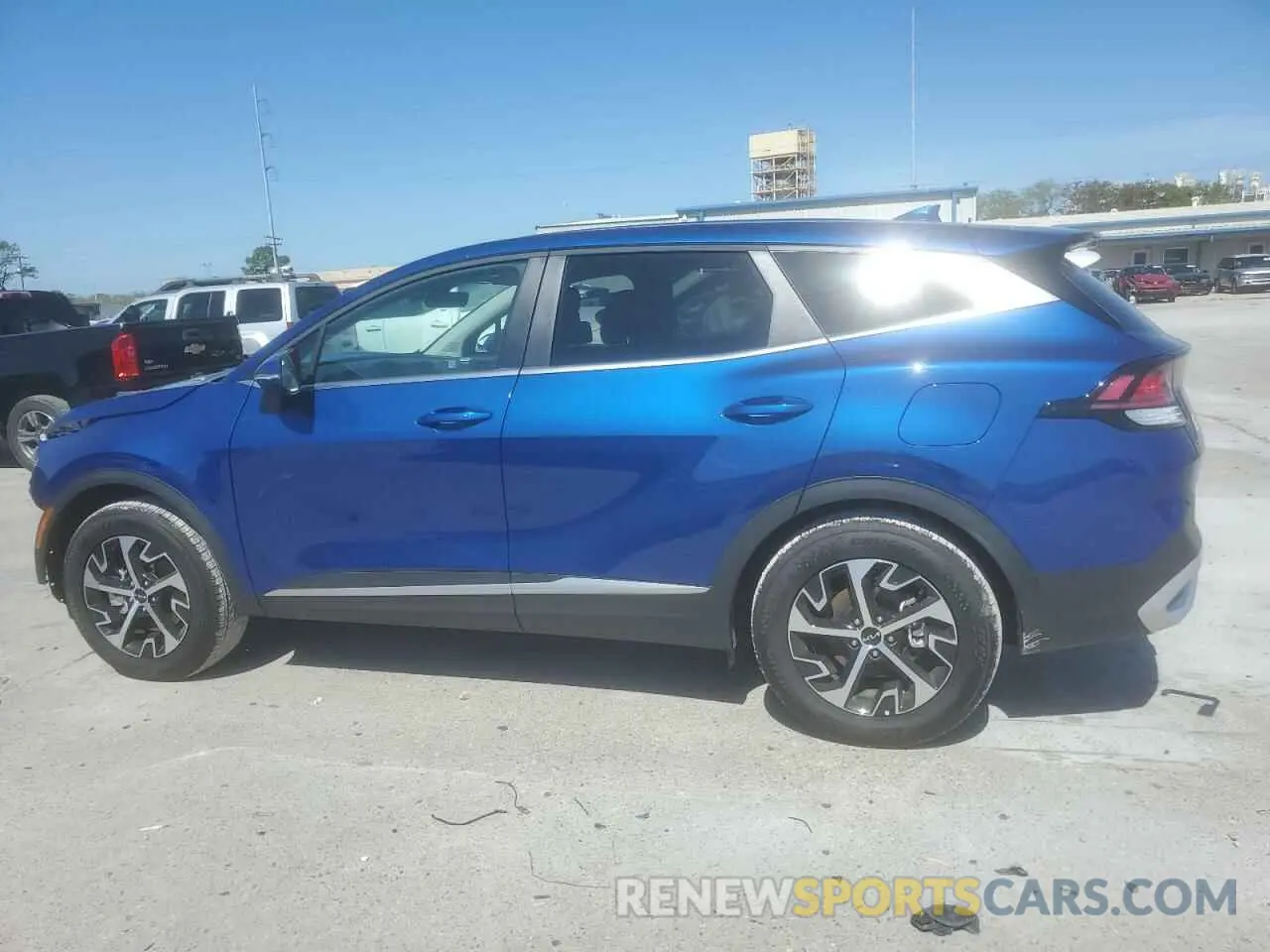 2 Photograph of a damaged car 5XYK33DF1SG291119 KIA SPORTAGE 2025