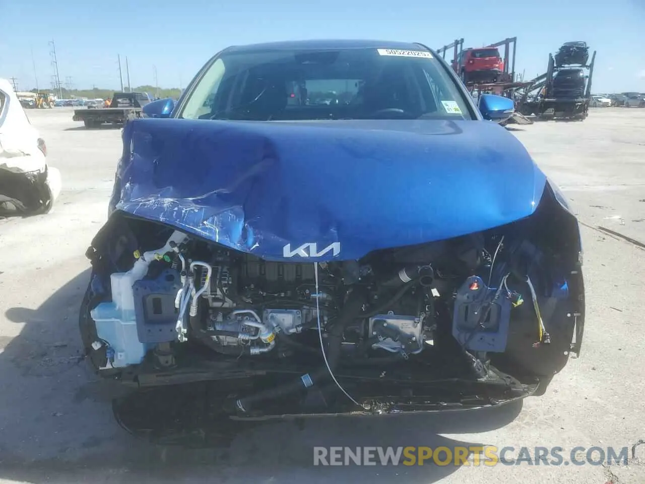 5 Photograph of a damaged car 5XYK33DF1SG291119 KIA SPORTAGE 2025