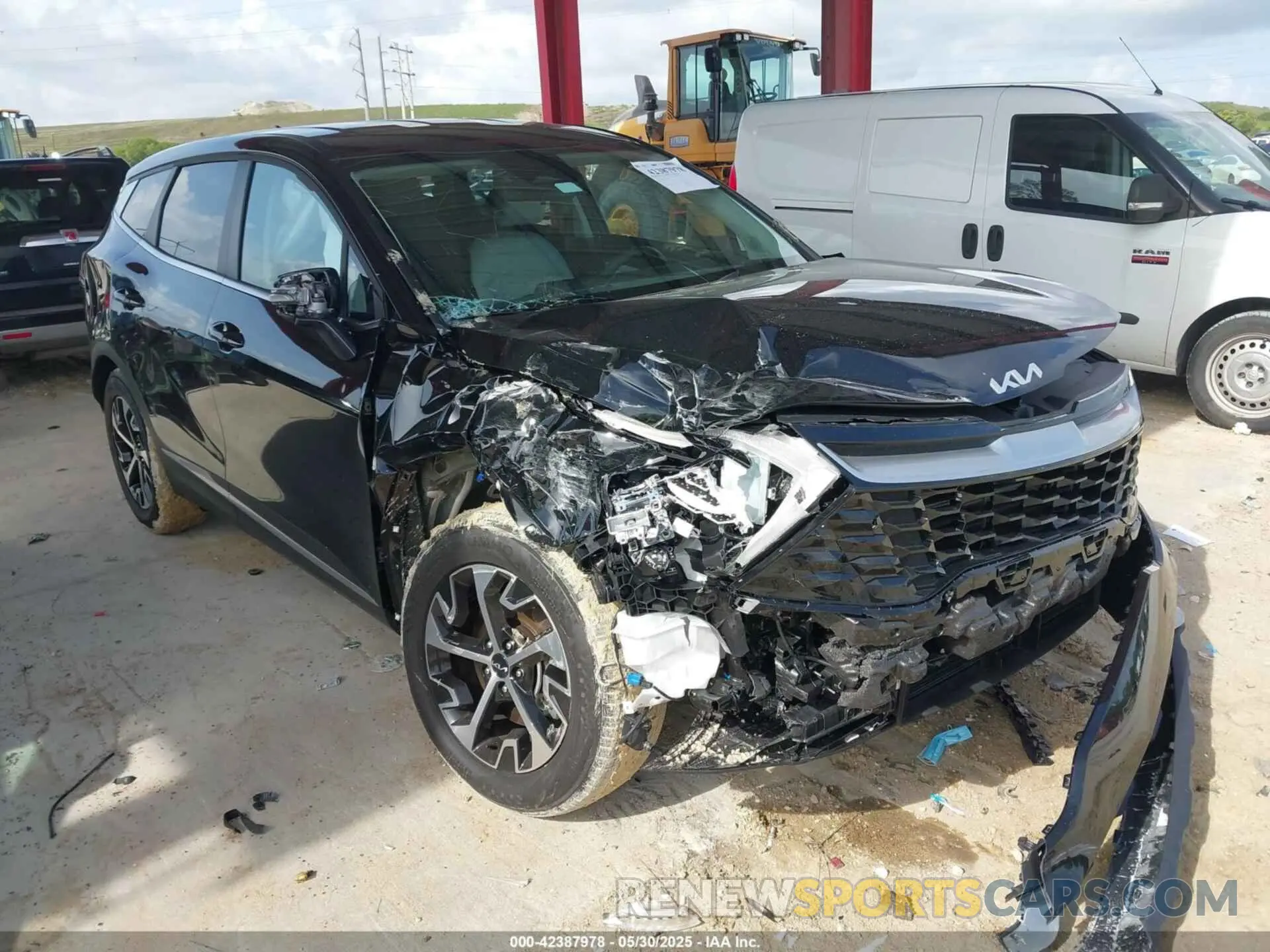 1 Photograph of a damaged car 5XYK33DF1SG303401 KIA SPORTAGE 2025