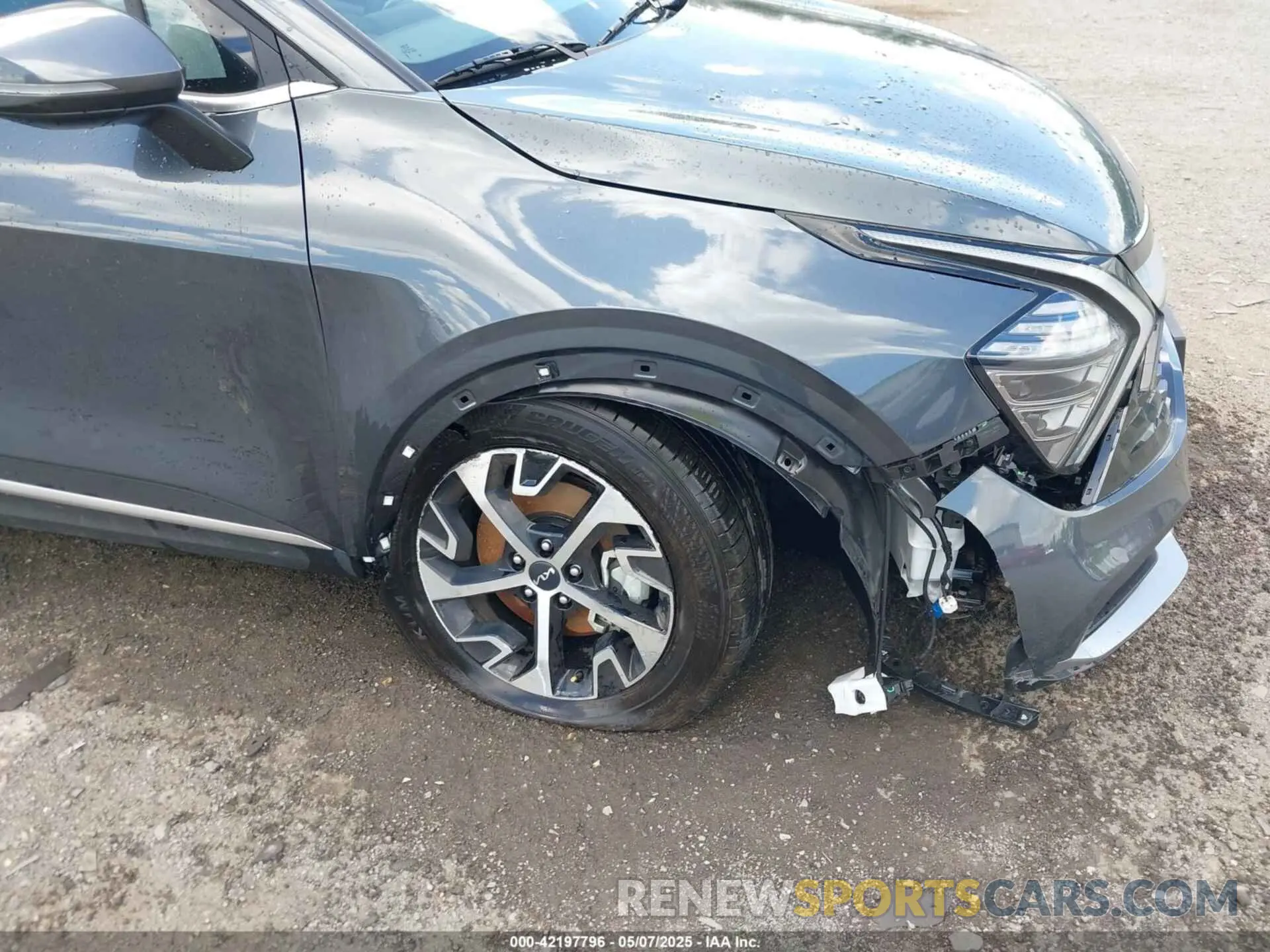 19 Photograph of a damaged car 5XYK33DF4SG235160 KIA SPORTAGE 2025