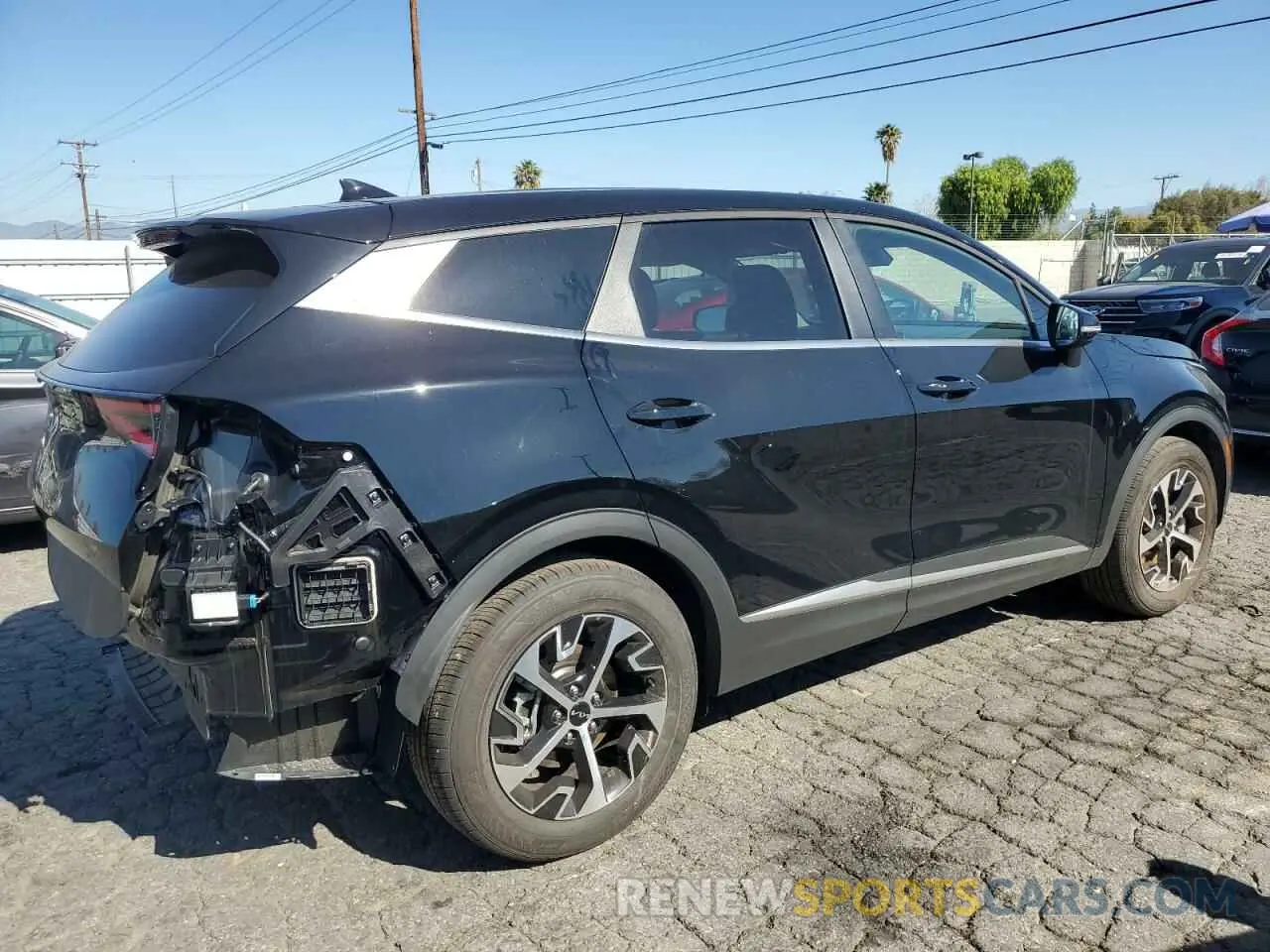 3 Photograph of a damaged car 5XYK33DF4SG266795 KIA SPORTAGE 2025