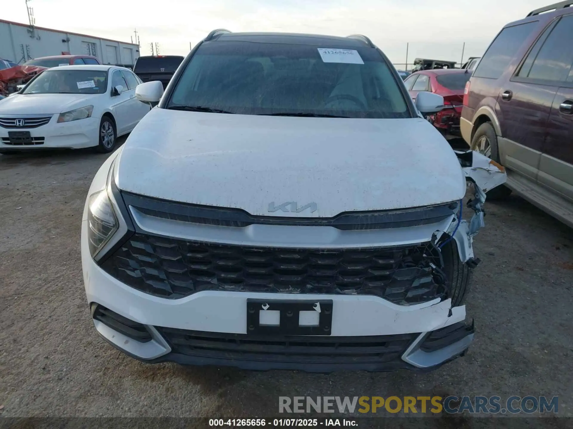 13 Photograph of a damaged car 5XYK33DF6SG242174 KIA SPORTAGE 2025