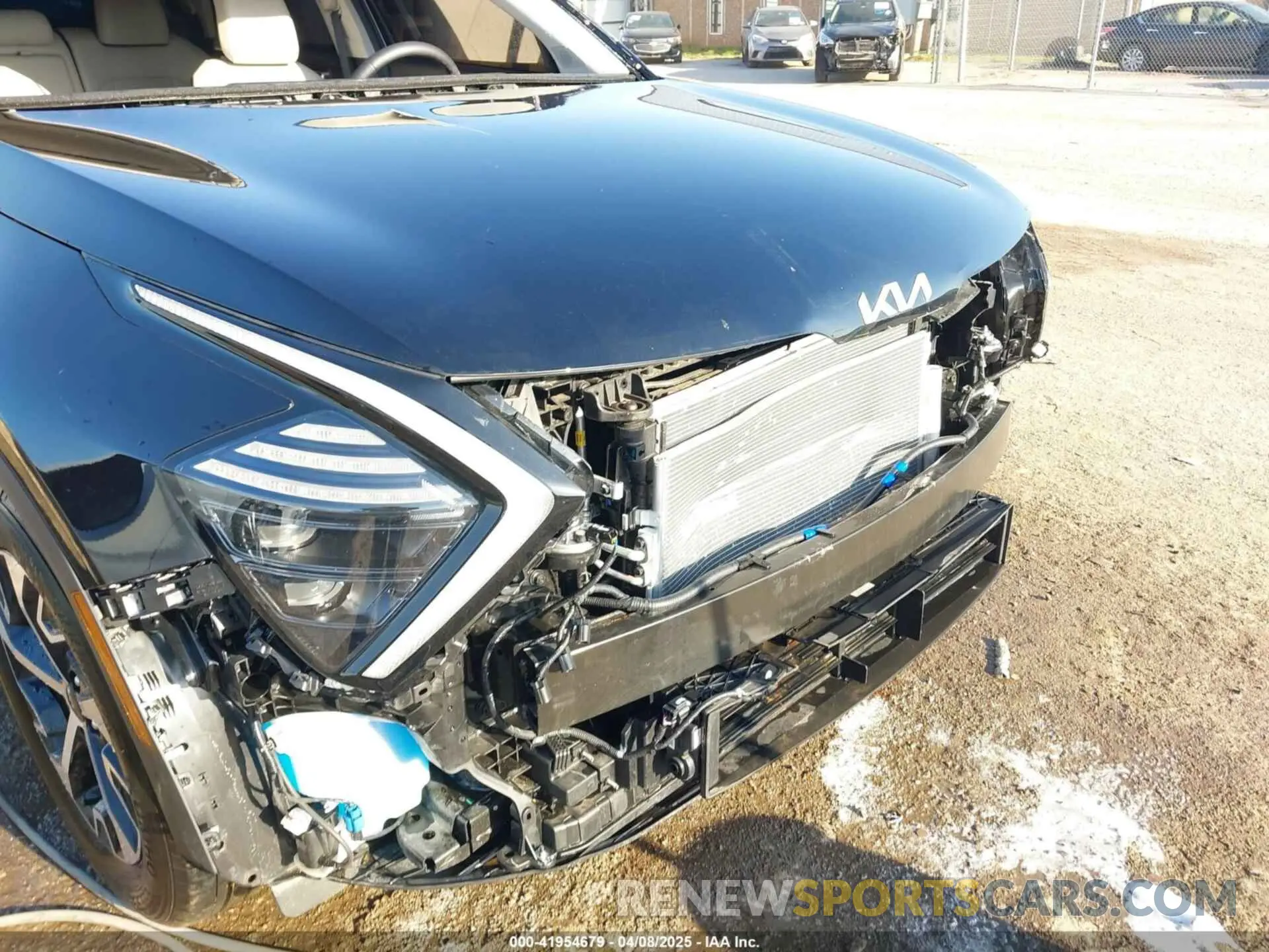 6 Photograph of a damaged car 5XYK33DF6SG268127 KIA SPORTAGE 2025