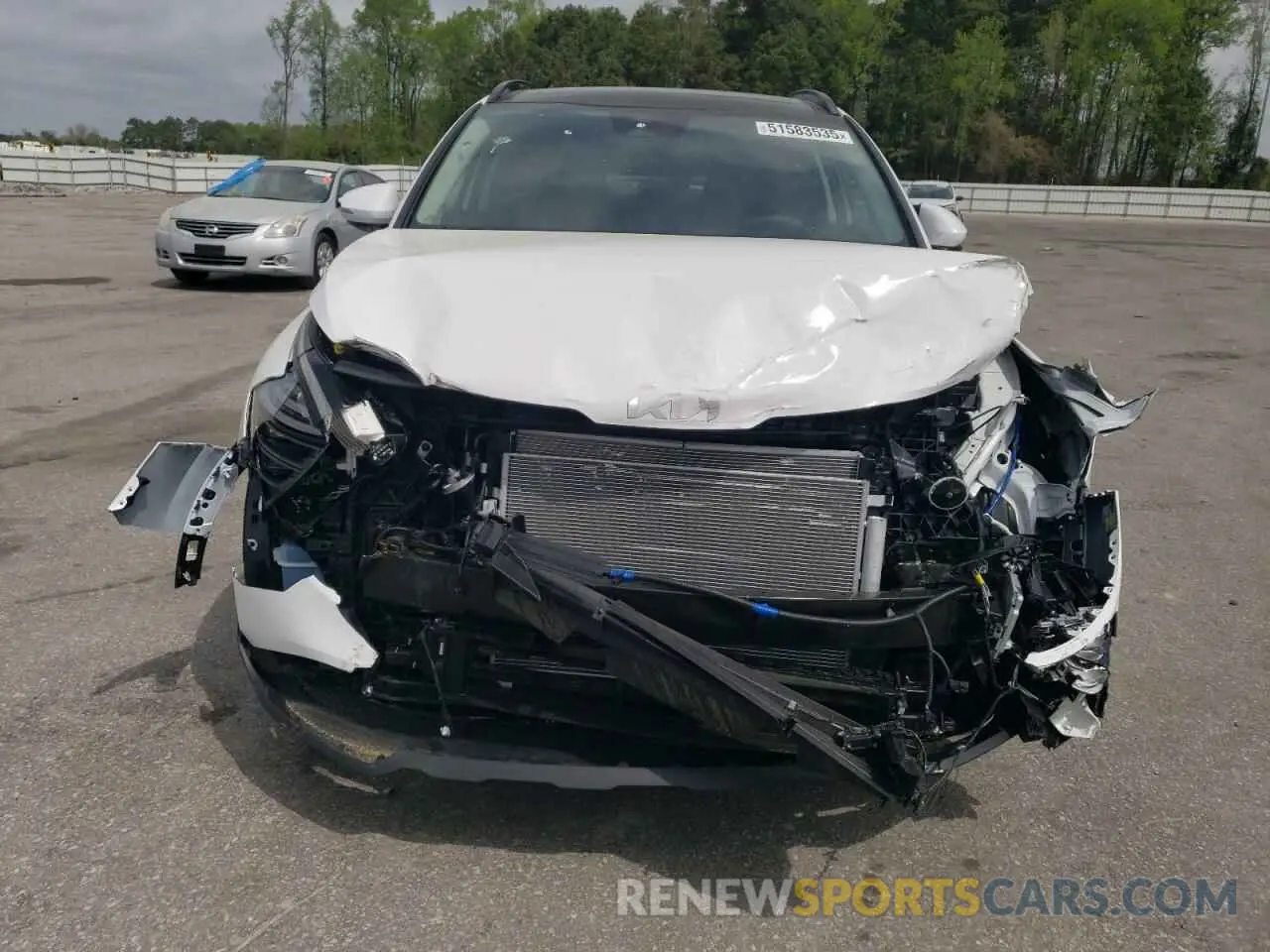 5 Photograph of a damaged car 5XYK33DF6SG289110 KIA SPORTAGE 2025