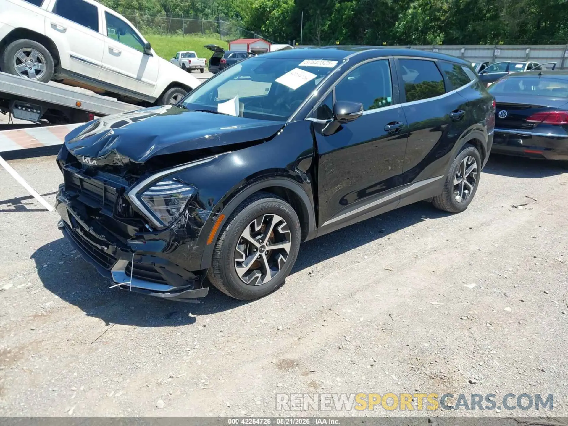 2 Photograph of a damaged car 5XYK33DF8SG261924 KIA SPORTAGE 2025