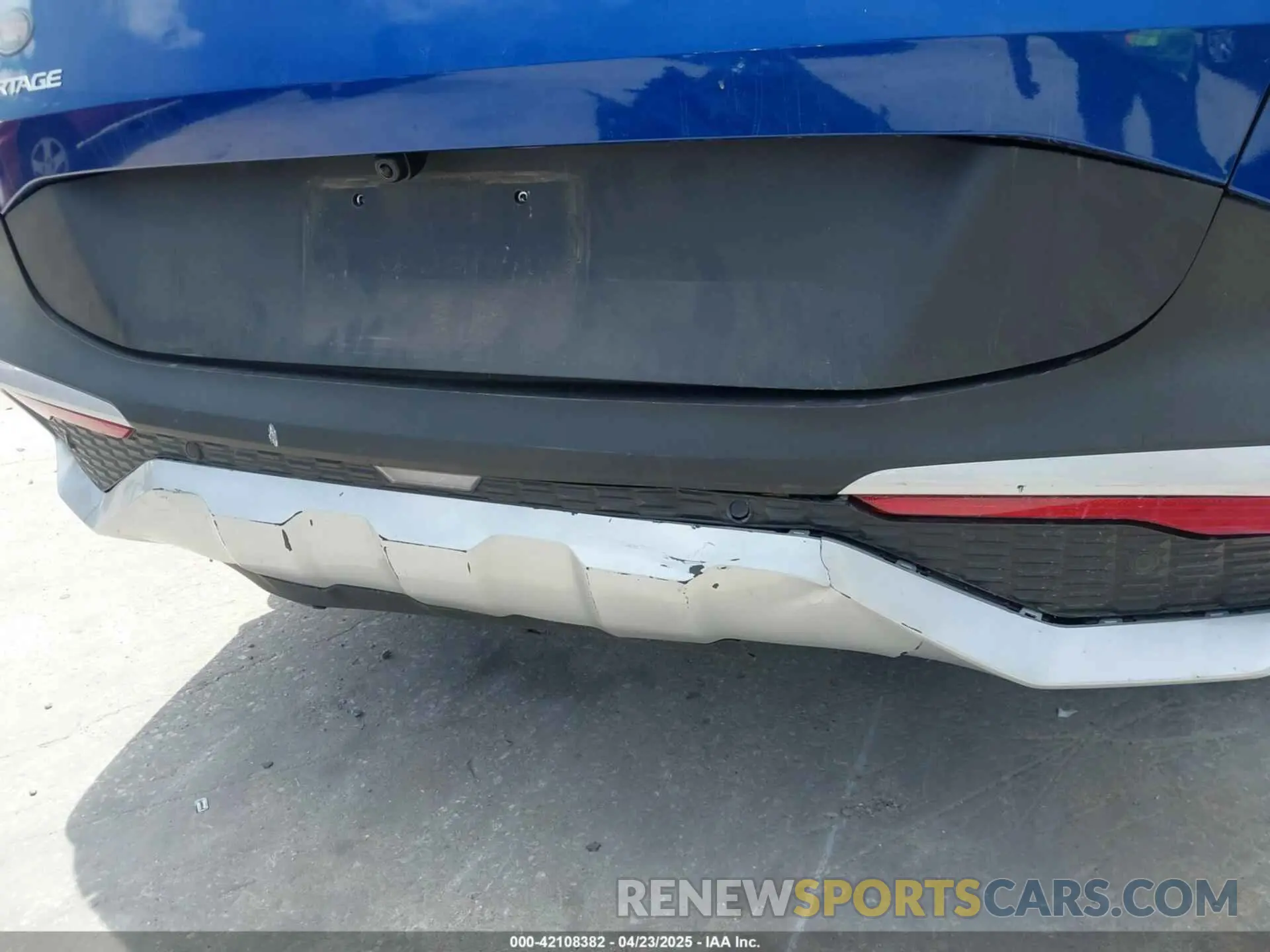18 Photograph of a damaged car 5XYK33DF9SG274178 KIA SPORTAGE 2025