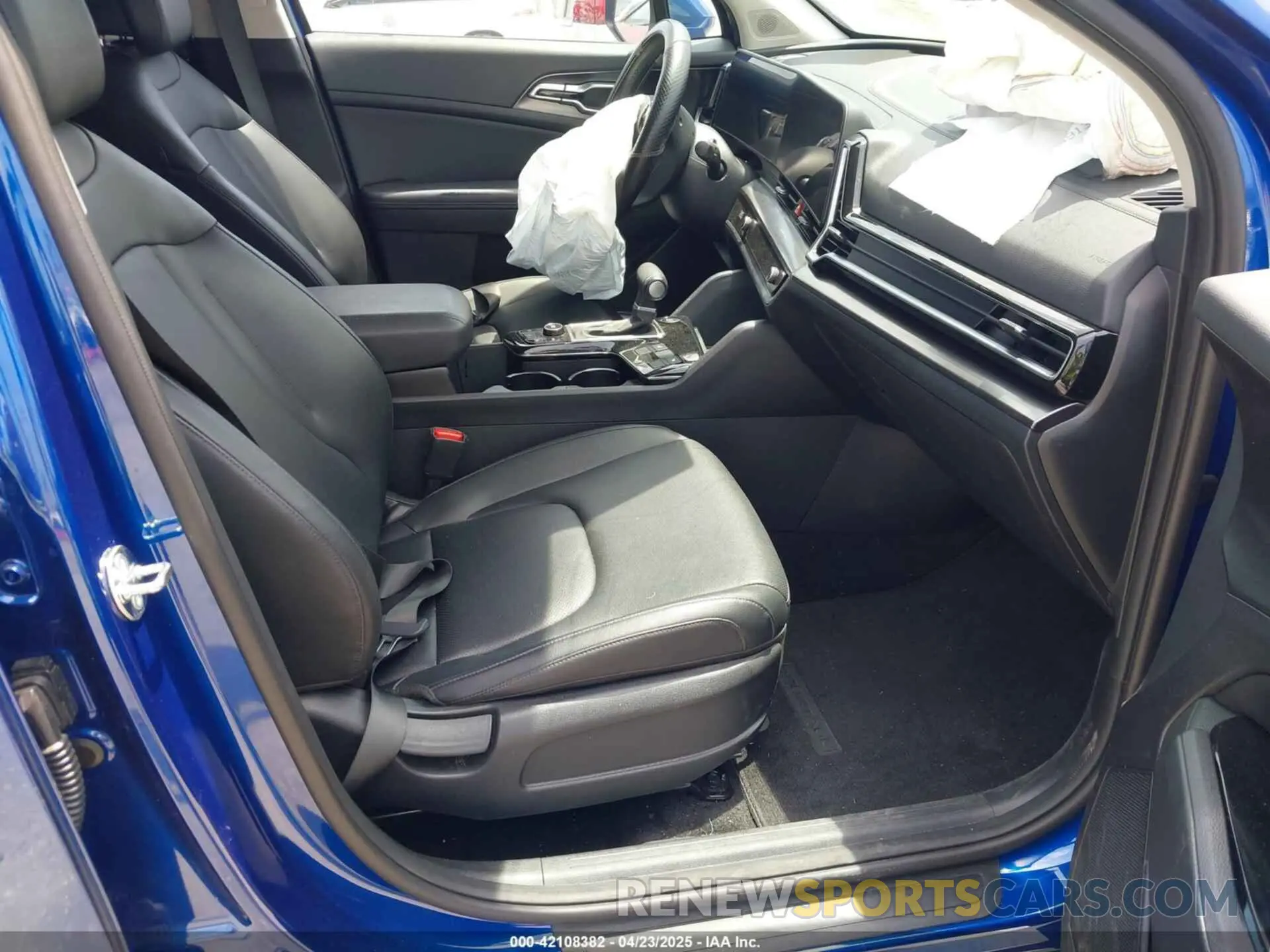 5 Photograph of a damaged car 5XYK33DF9SG274178 KIA SPORTAGE 2025