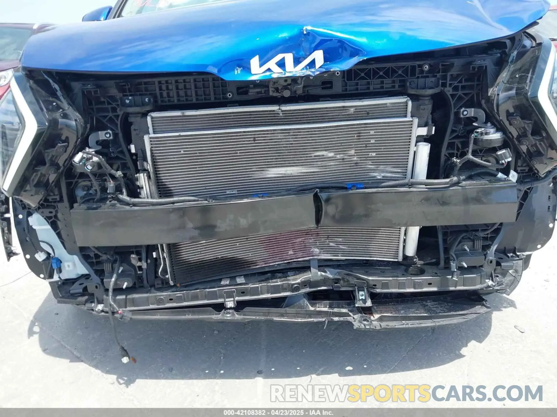 6 Photograph of a damaged car 5XYK33DF9SG274178 KIA SPORTAGE 2025